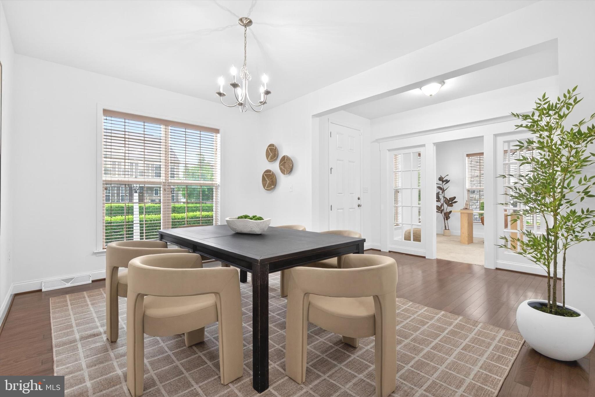WOODBRIDGE - Residential