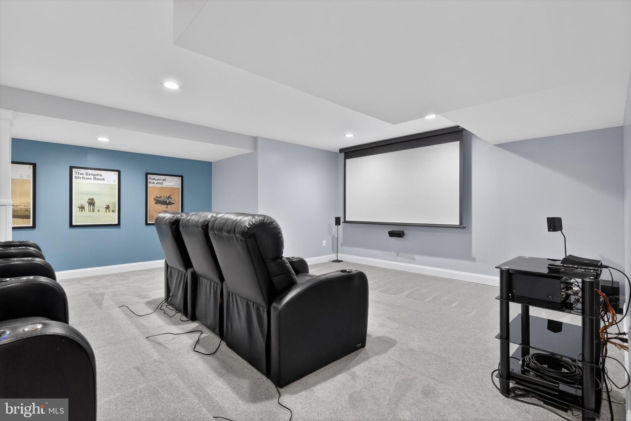 WOODBRIDGE - Residential