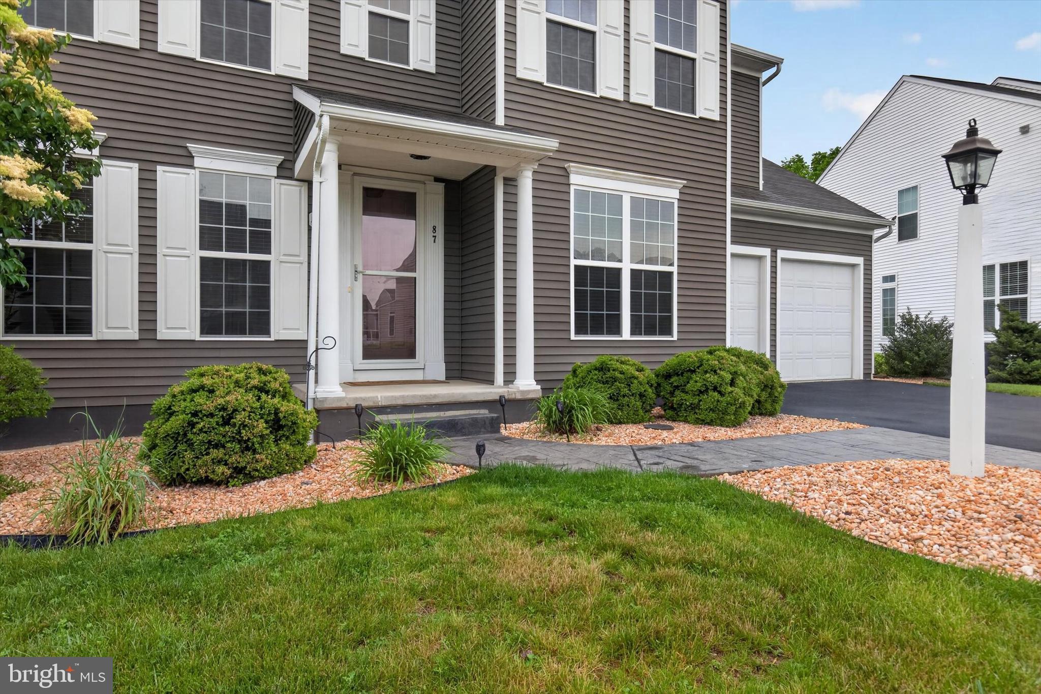WOODBRIDGE - Residential