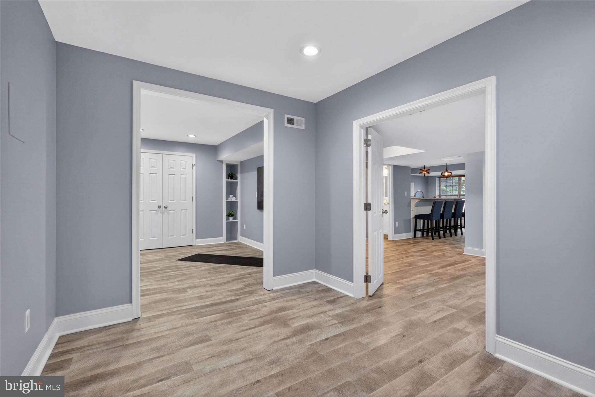 WOODBRIDGE - Residential