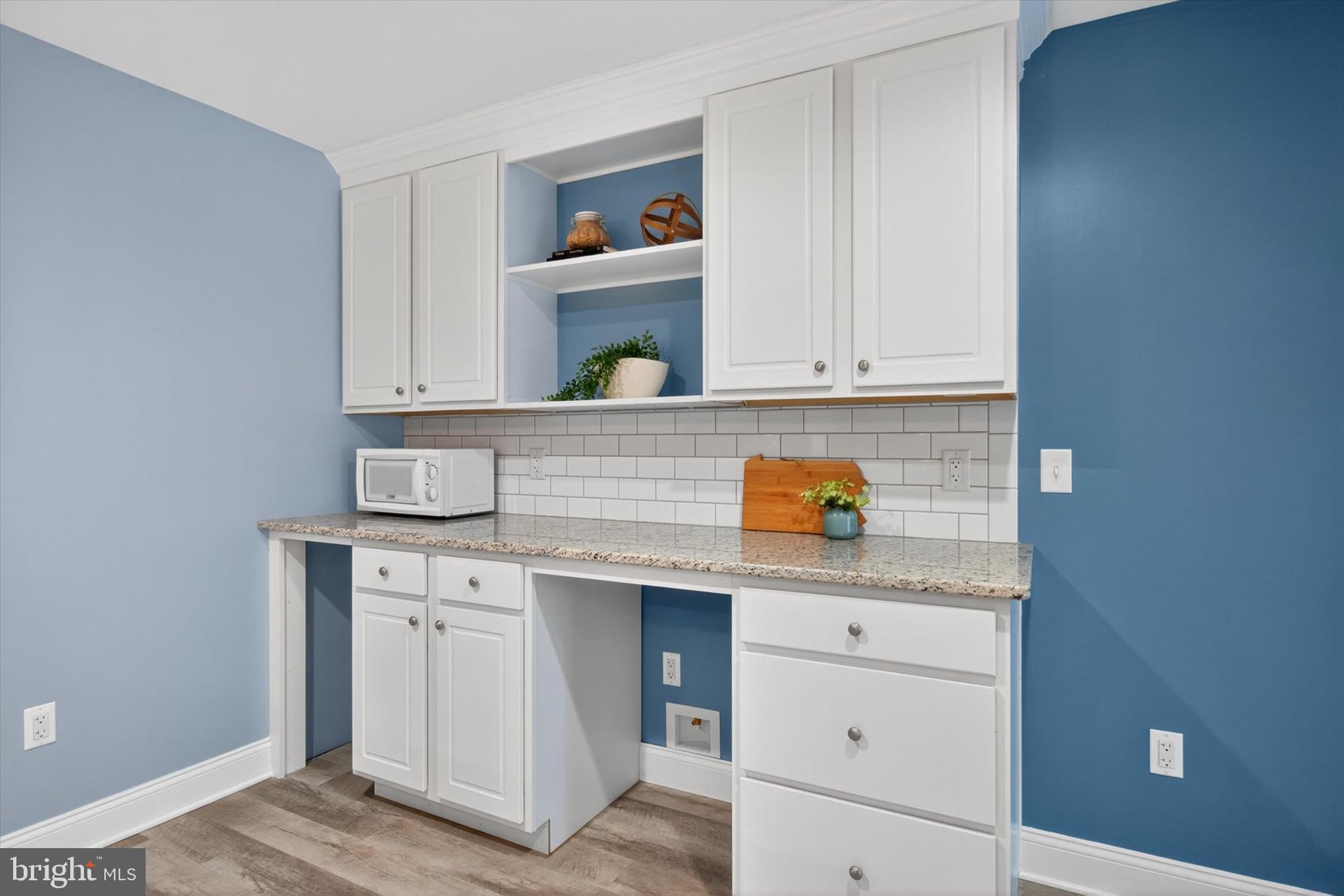 WOODBRIDGE - Residential