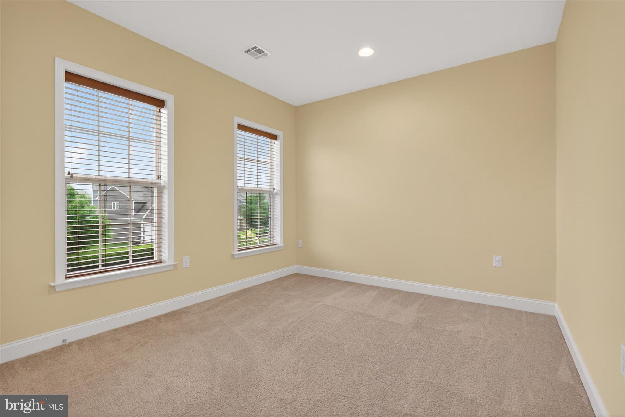 WOODBRIDGE - Residential