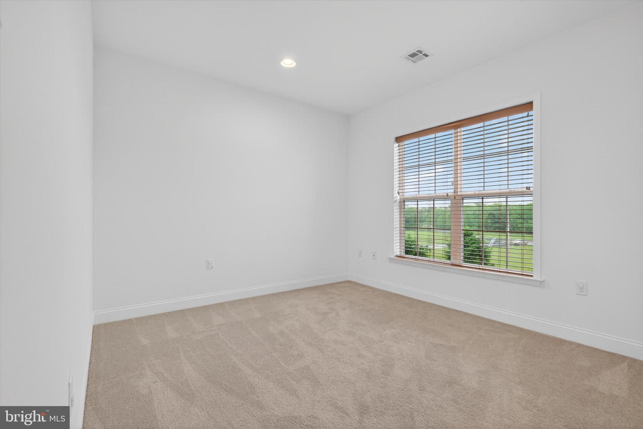 WOODBRIDGE - Residential