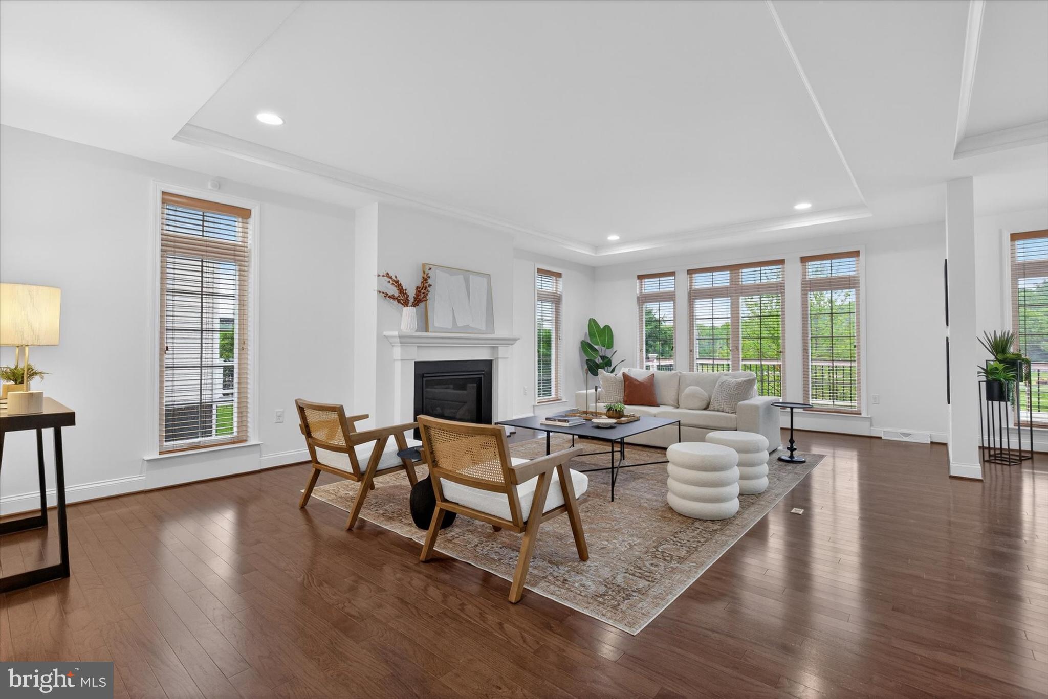 WOODBRIDGE - Residential