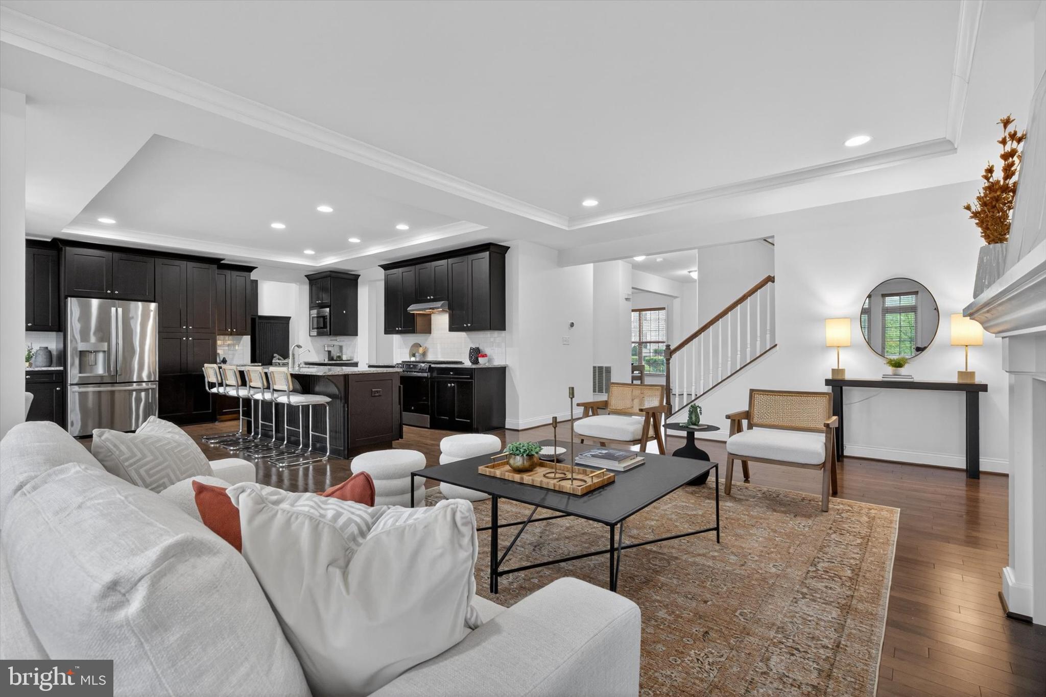 WOODBRIDGE - Residential