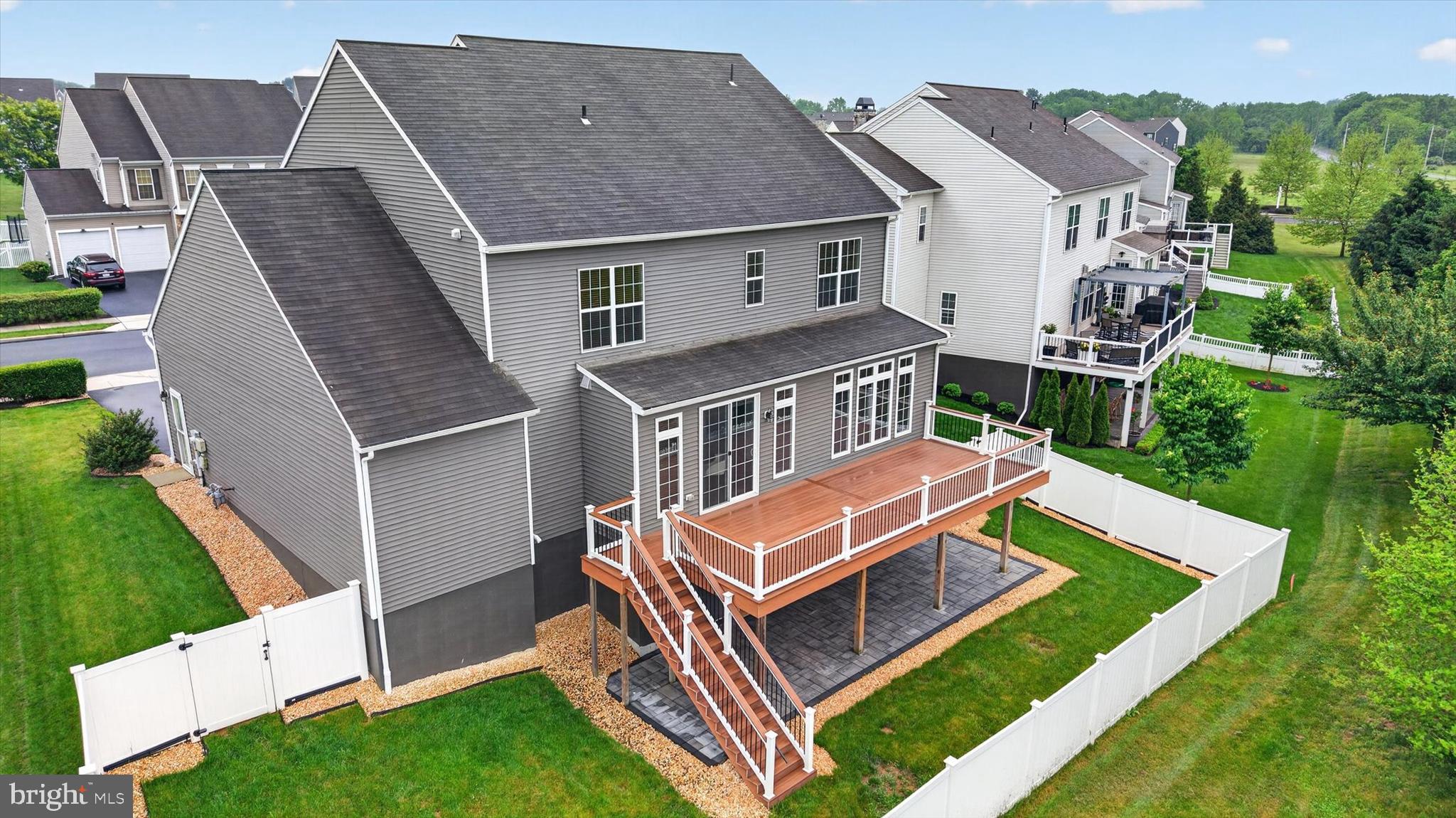 WOODBRIDGE - Residential