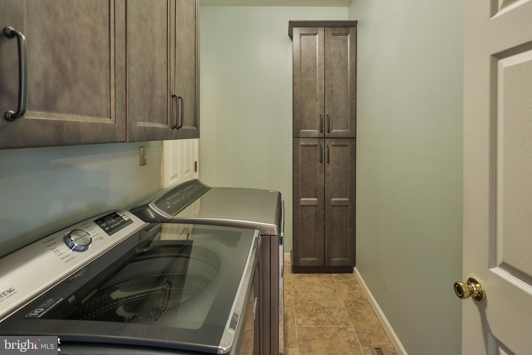 HIDDEN VALLEY FARMS - Residential
