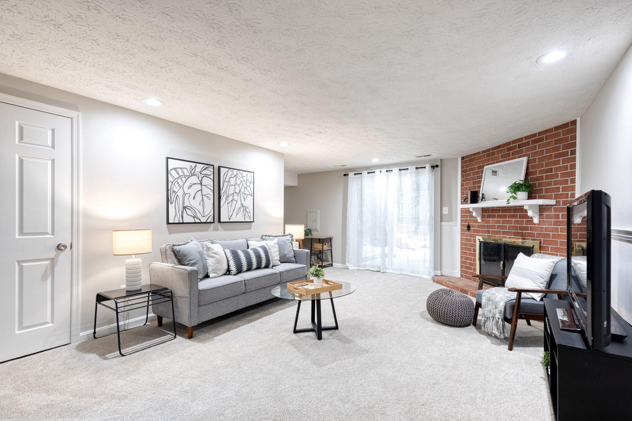 OAKHURST - Residential