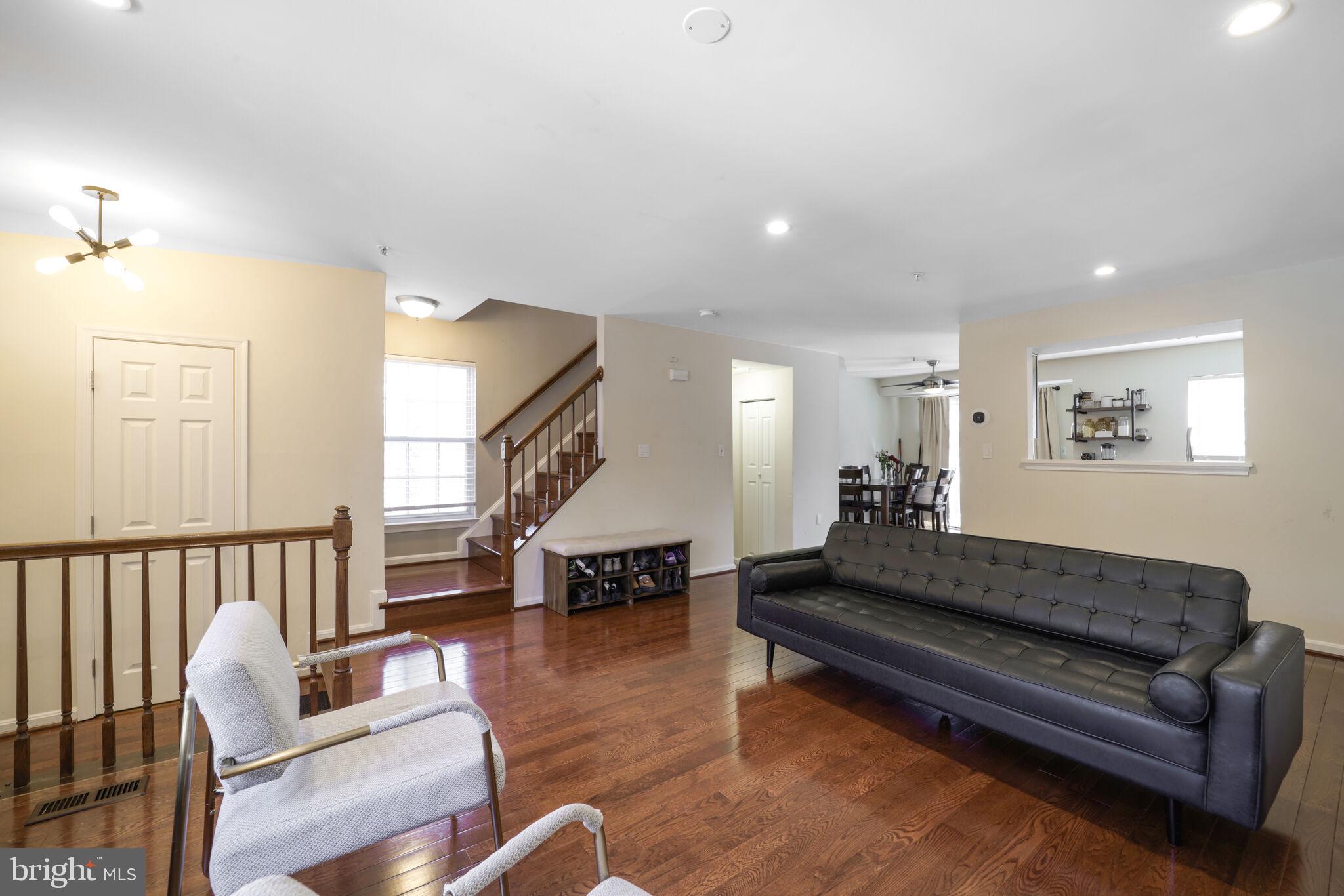 WOOD CREST - Residential