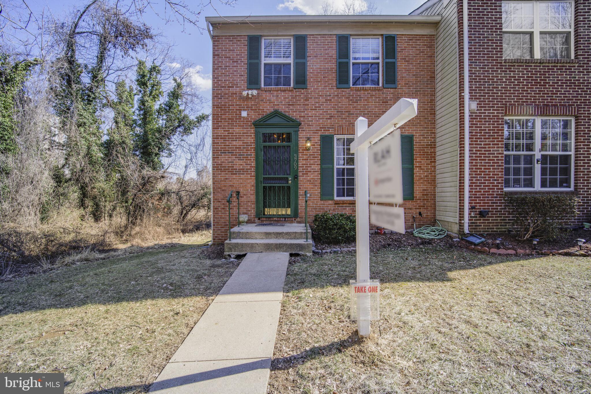 WOOD CREST - Residential