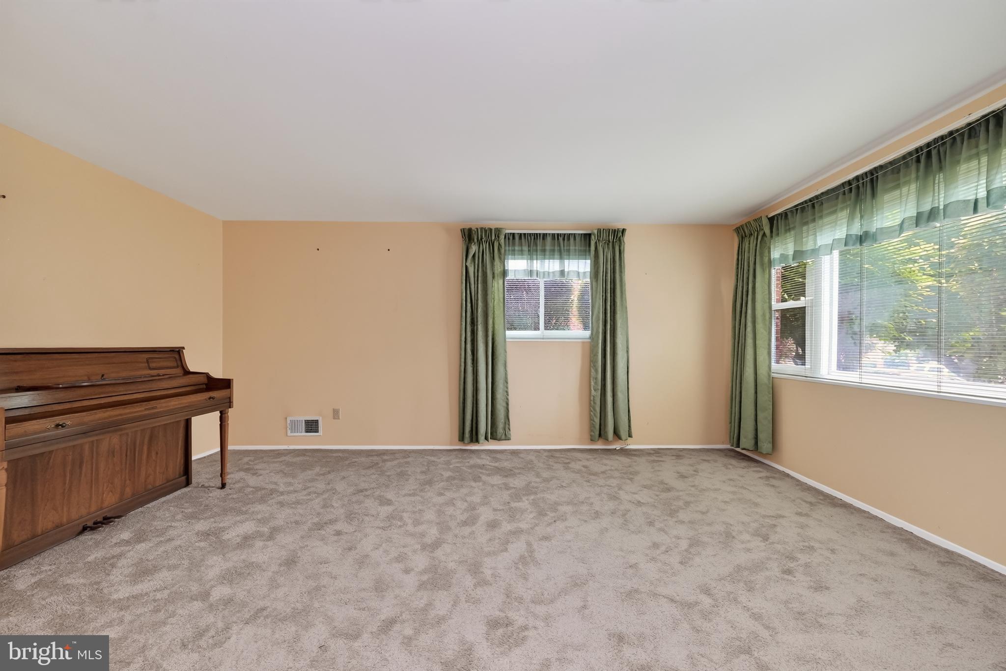 GARRETT FOREST - Residential