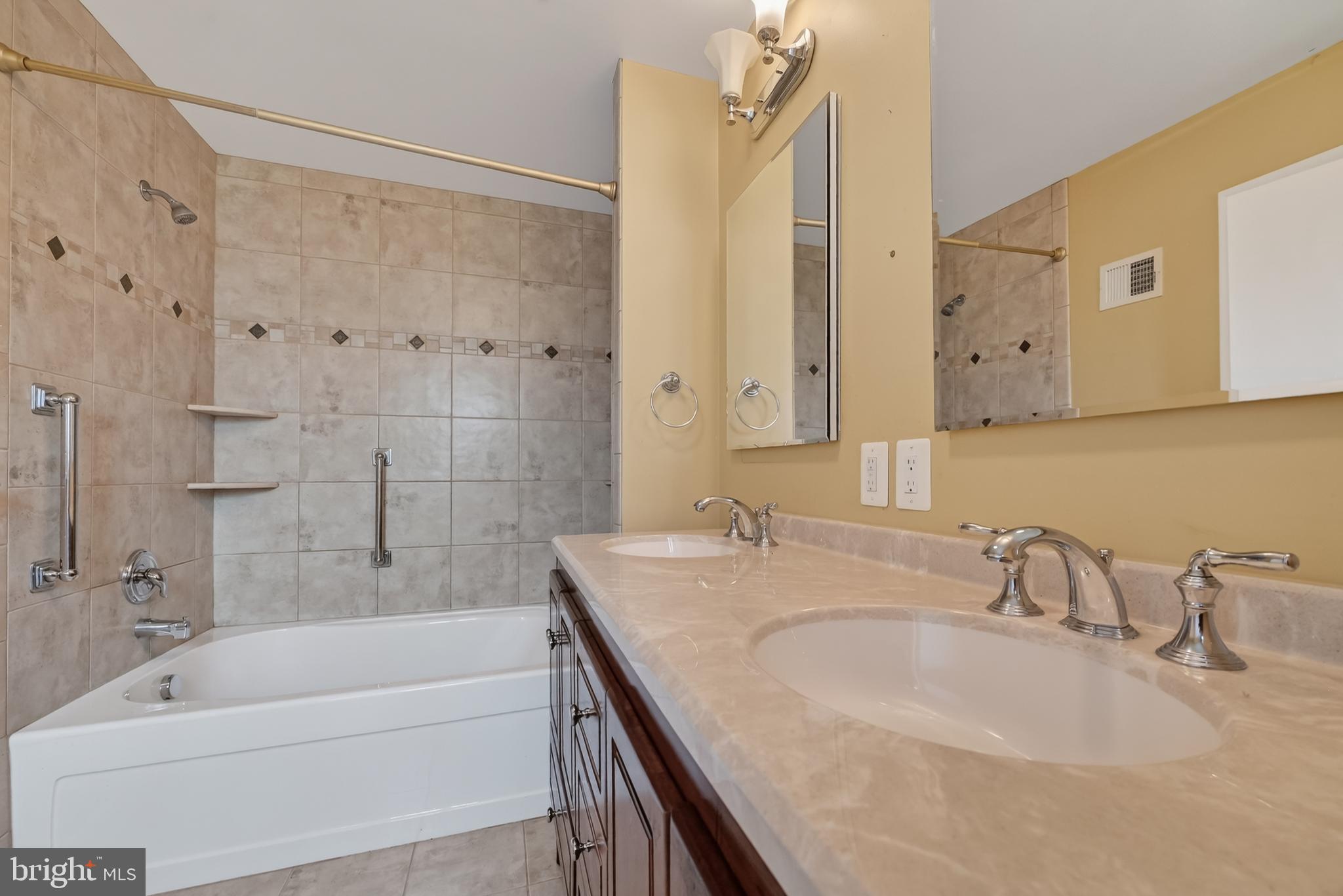 GARRETT FOREST - Residential
