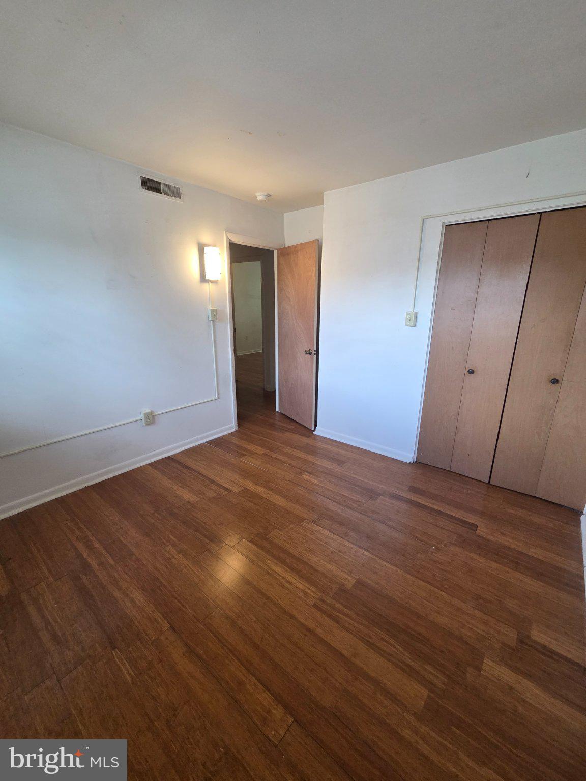 MIDDLETOWN - Residential