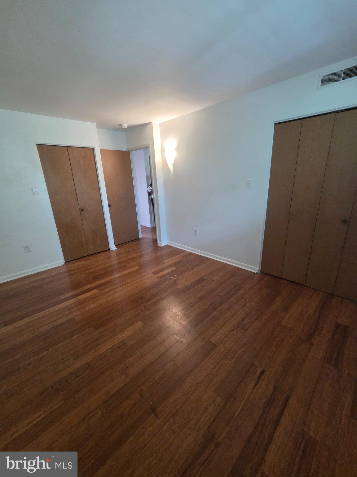 MIDDLETOWN - Residential