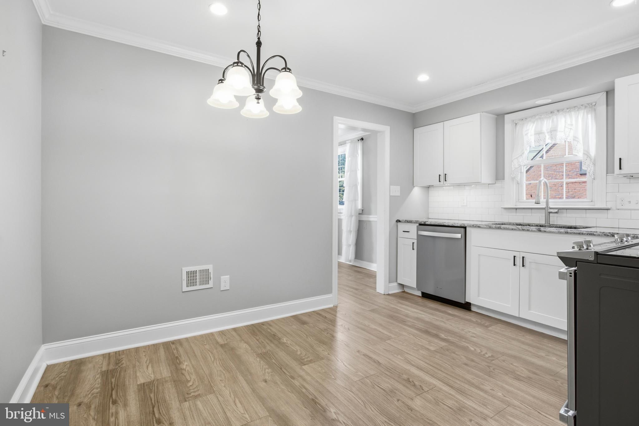 STONEY CREEK - Residential