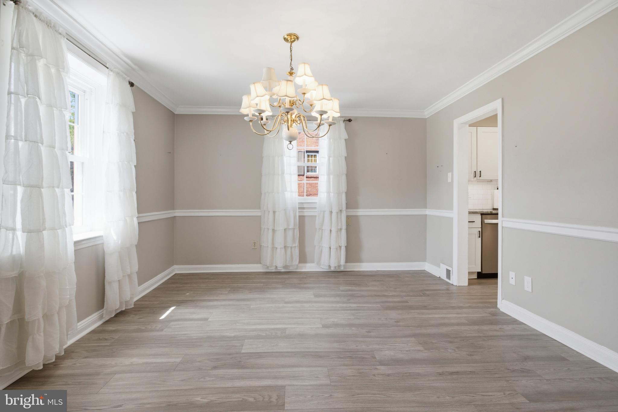STONEY CREEK - Residential