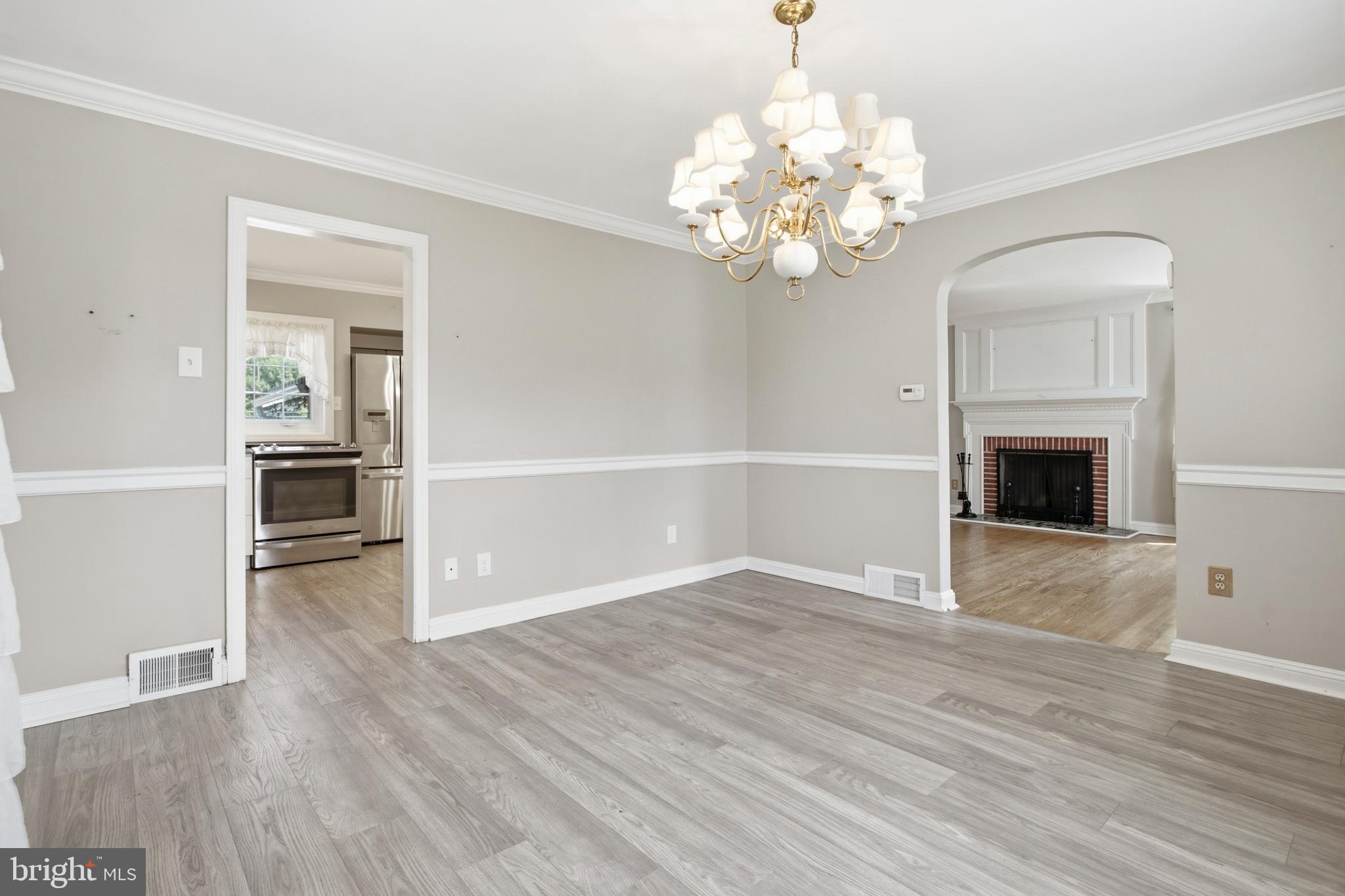STONEY CREEK - Residential
