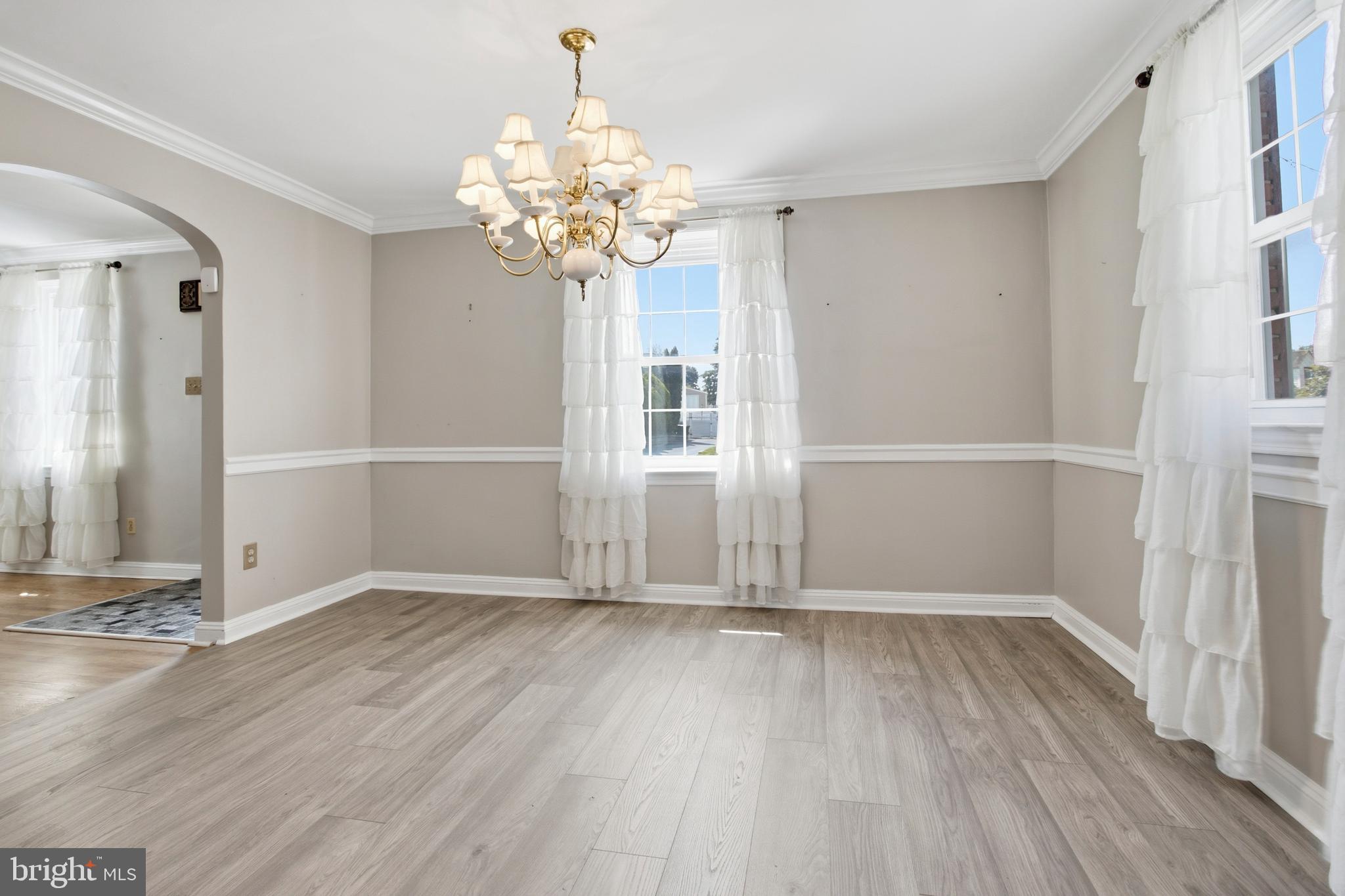 STONEY CREEK - Residential