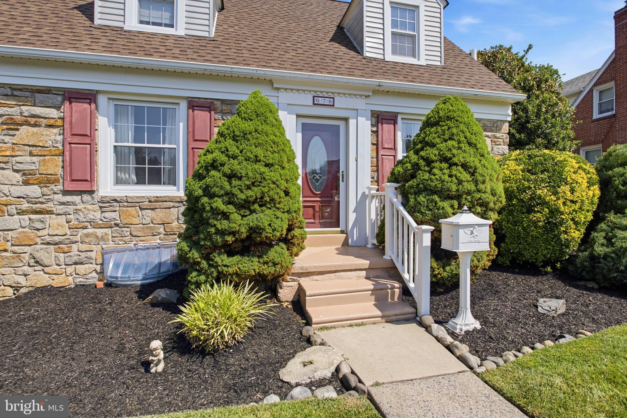 STONEY CREEK - Residential