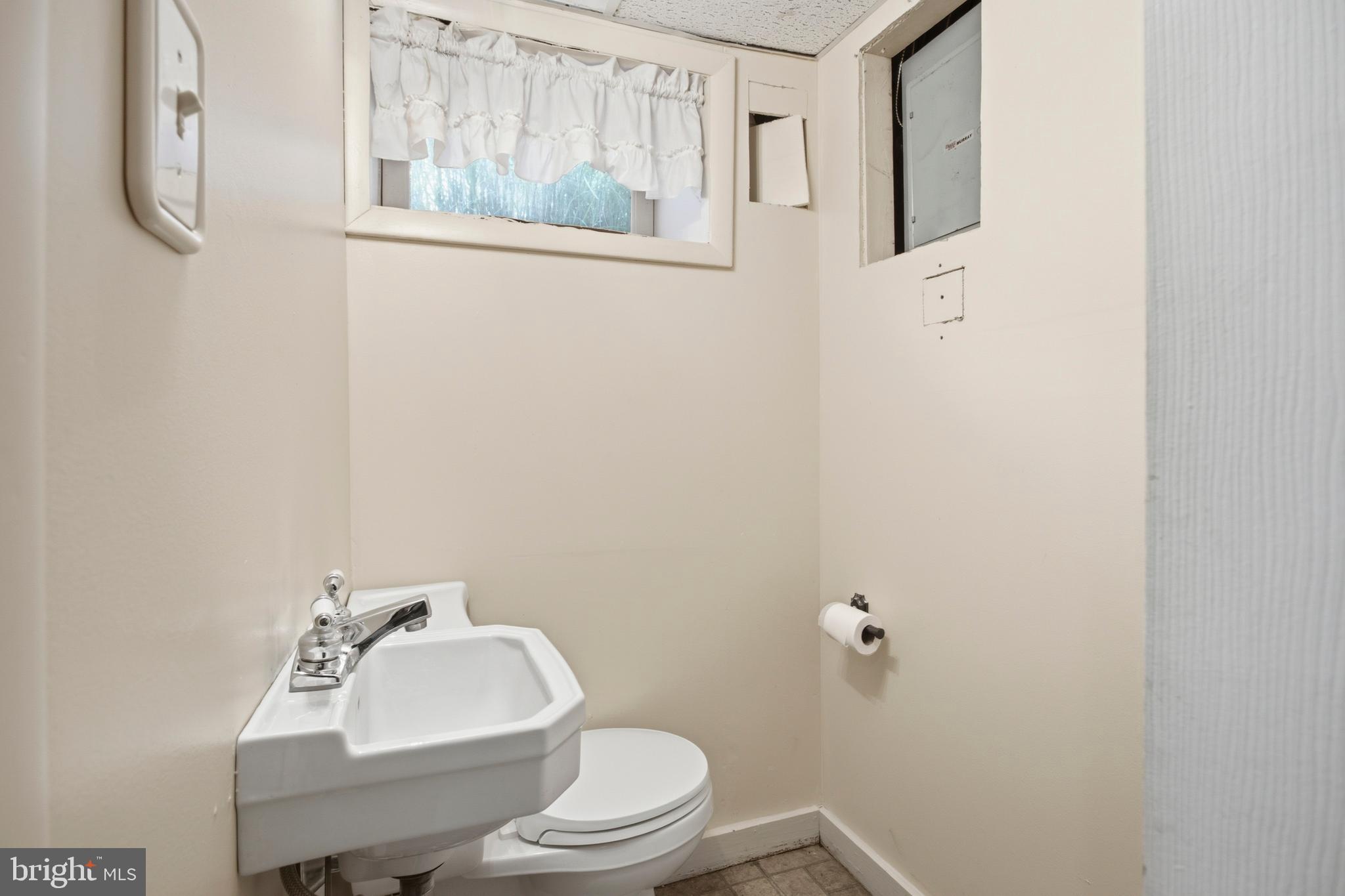 STONEY CREEK - Residential