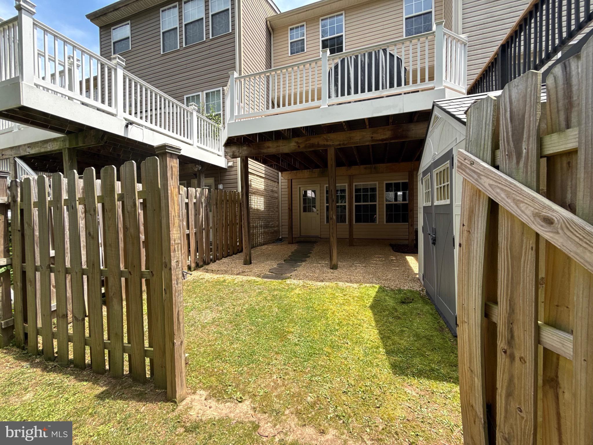 TANYARD SPRINGS - Residential