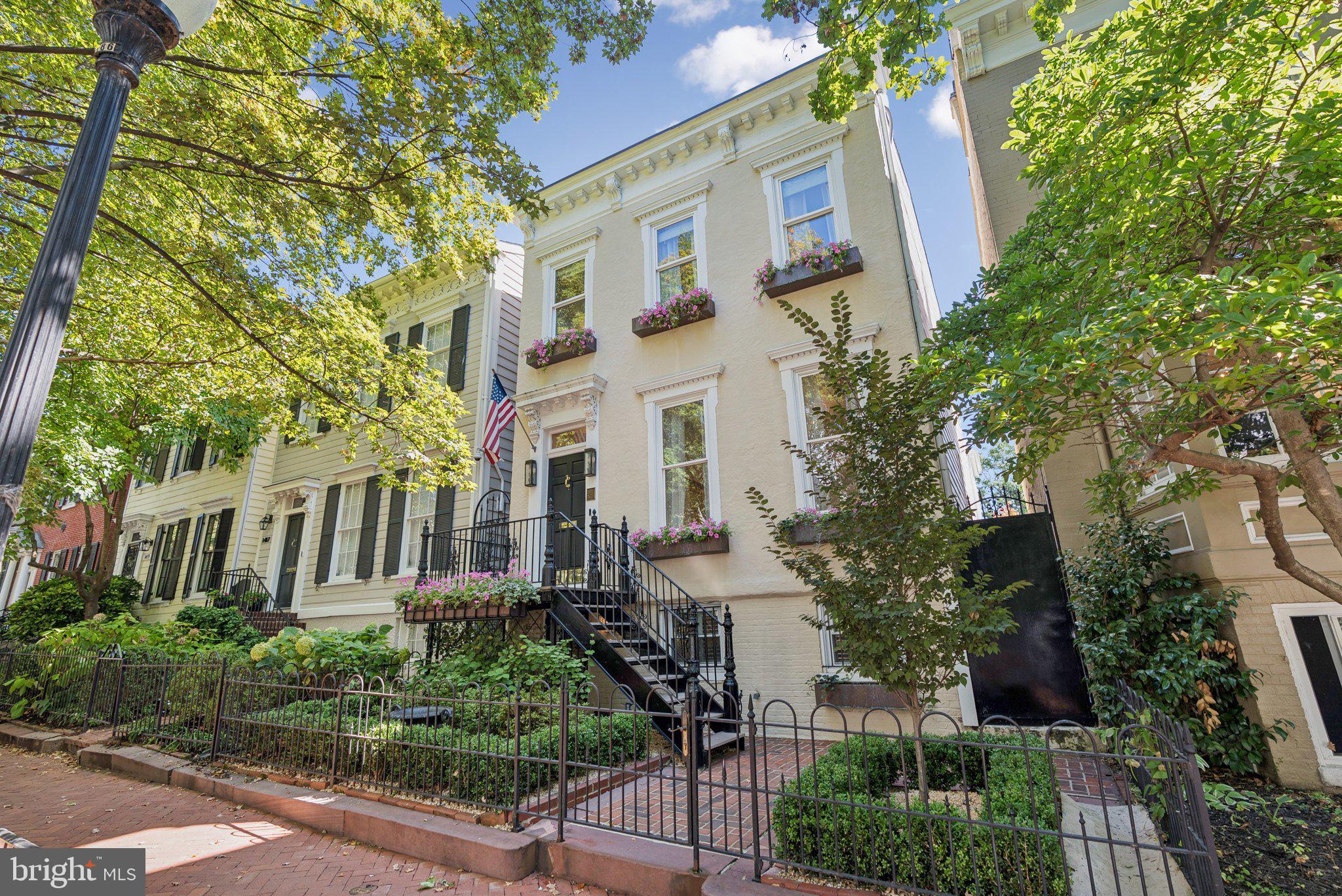 GEORGETOWN - Residential