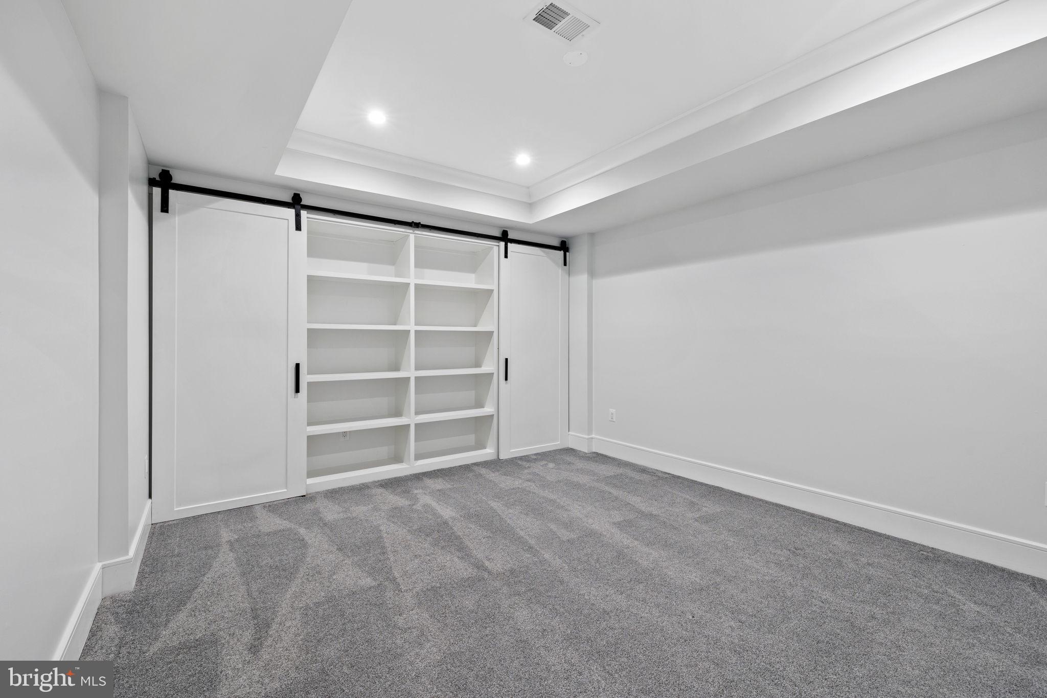 MARLBORO ESTATES - Residential