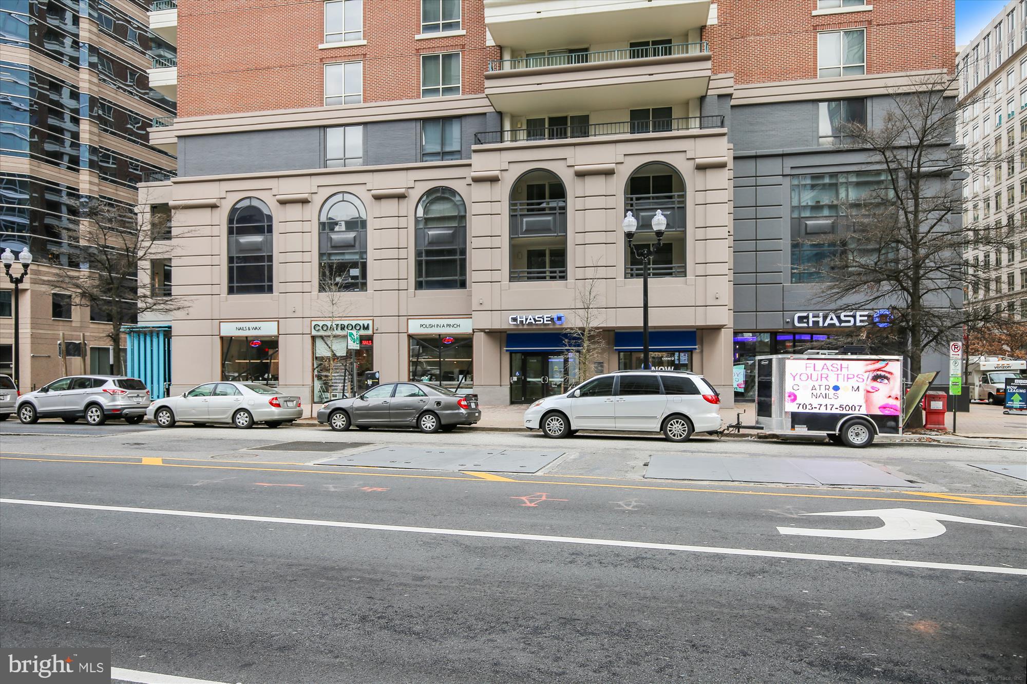 WILLIAMSBURG VILLAGE - Residential