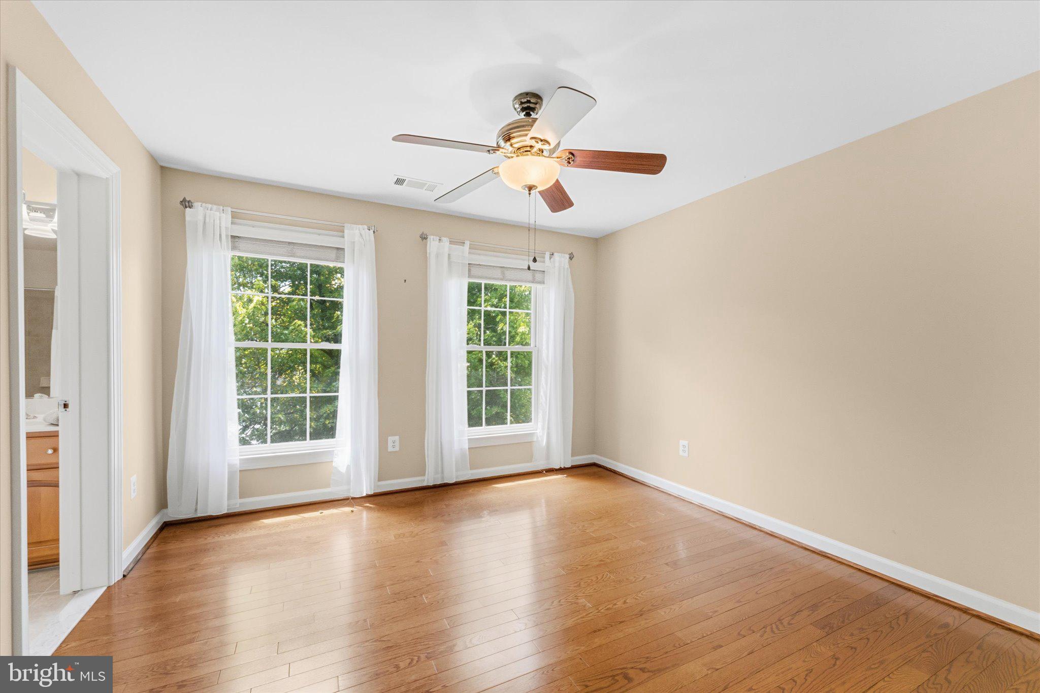 RIVER CREEK - Residential