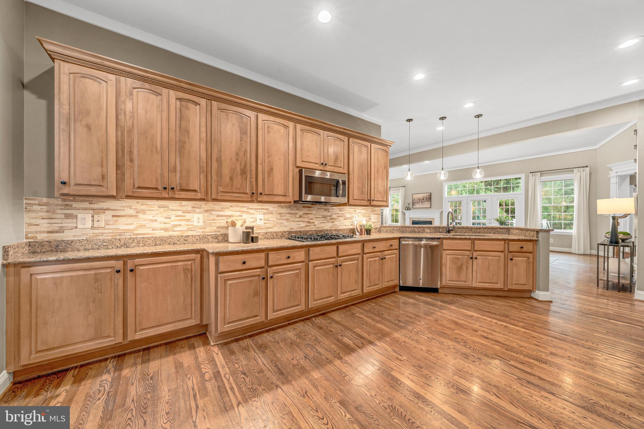 RIVER CREEK - Residential