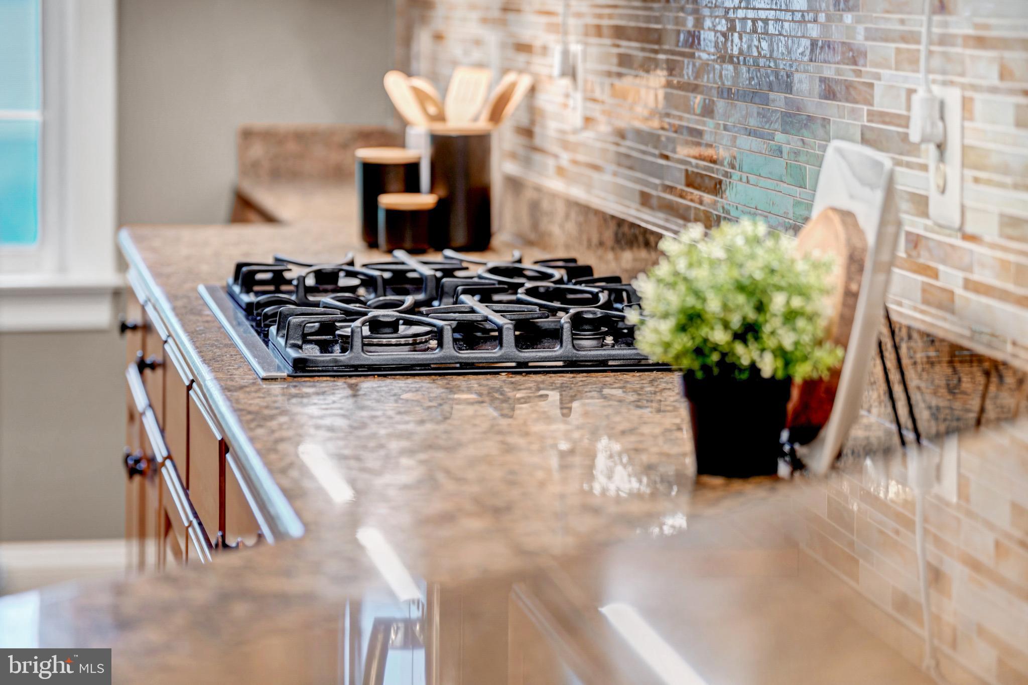 RIVER CREEK - Residential