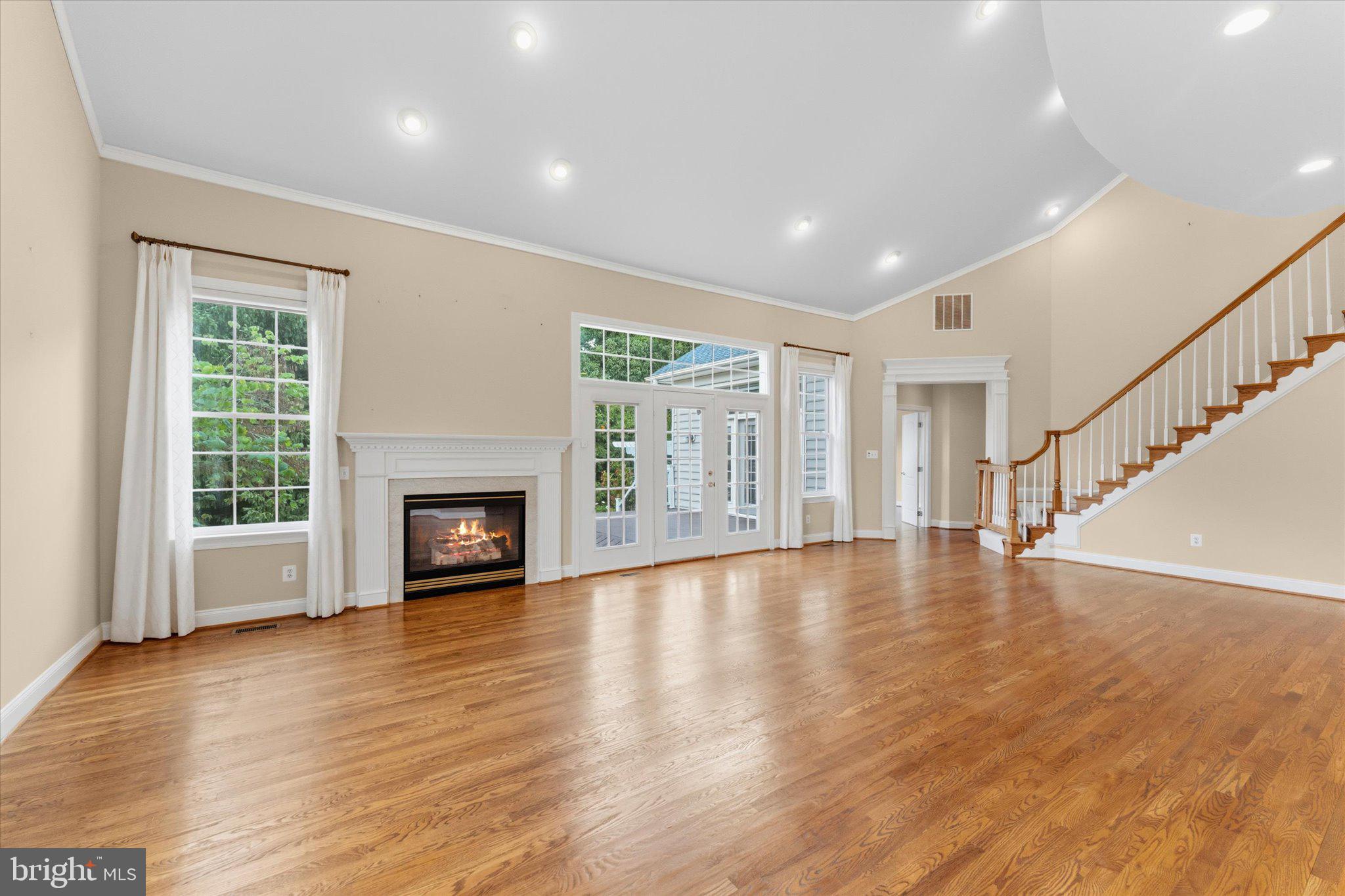 RIVER CREEK - Residential