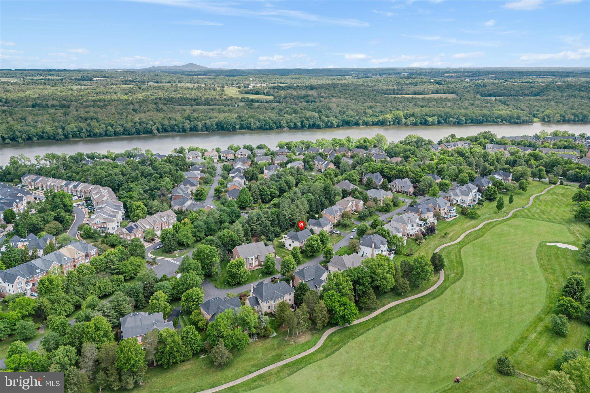 RIVER CREEK - Residential