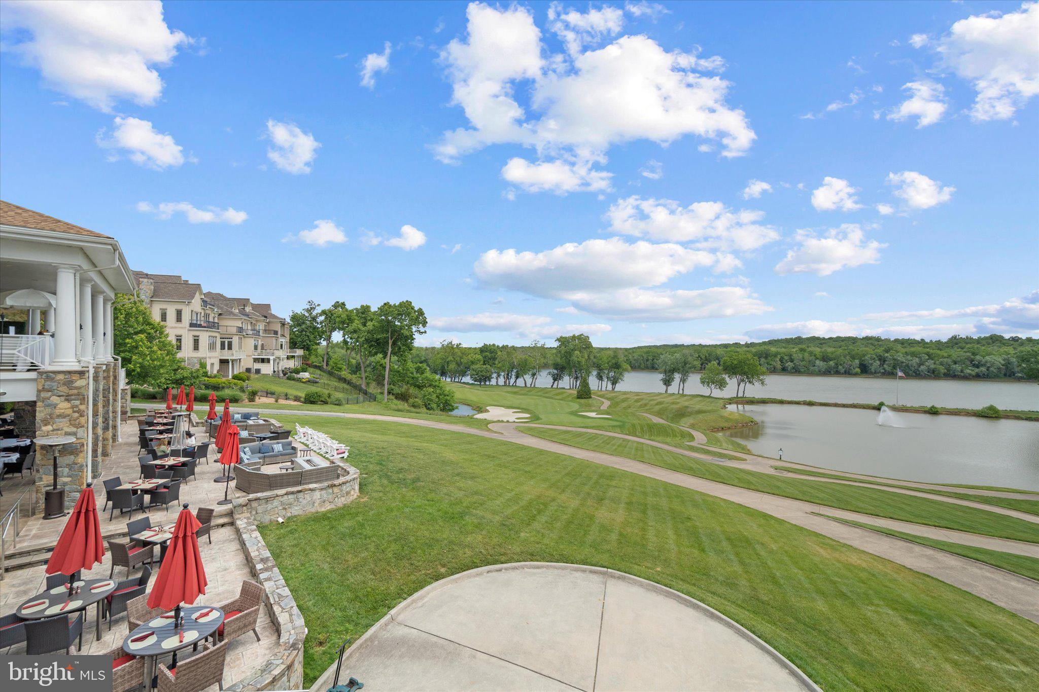 RIVER CREEK - Residential