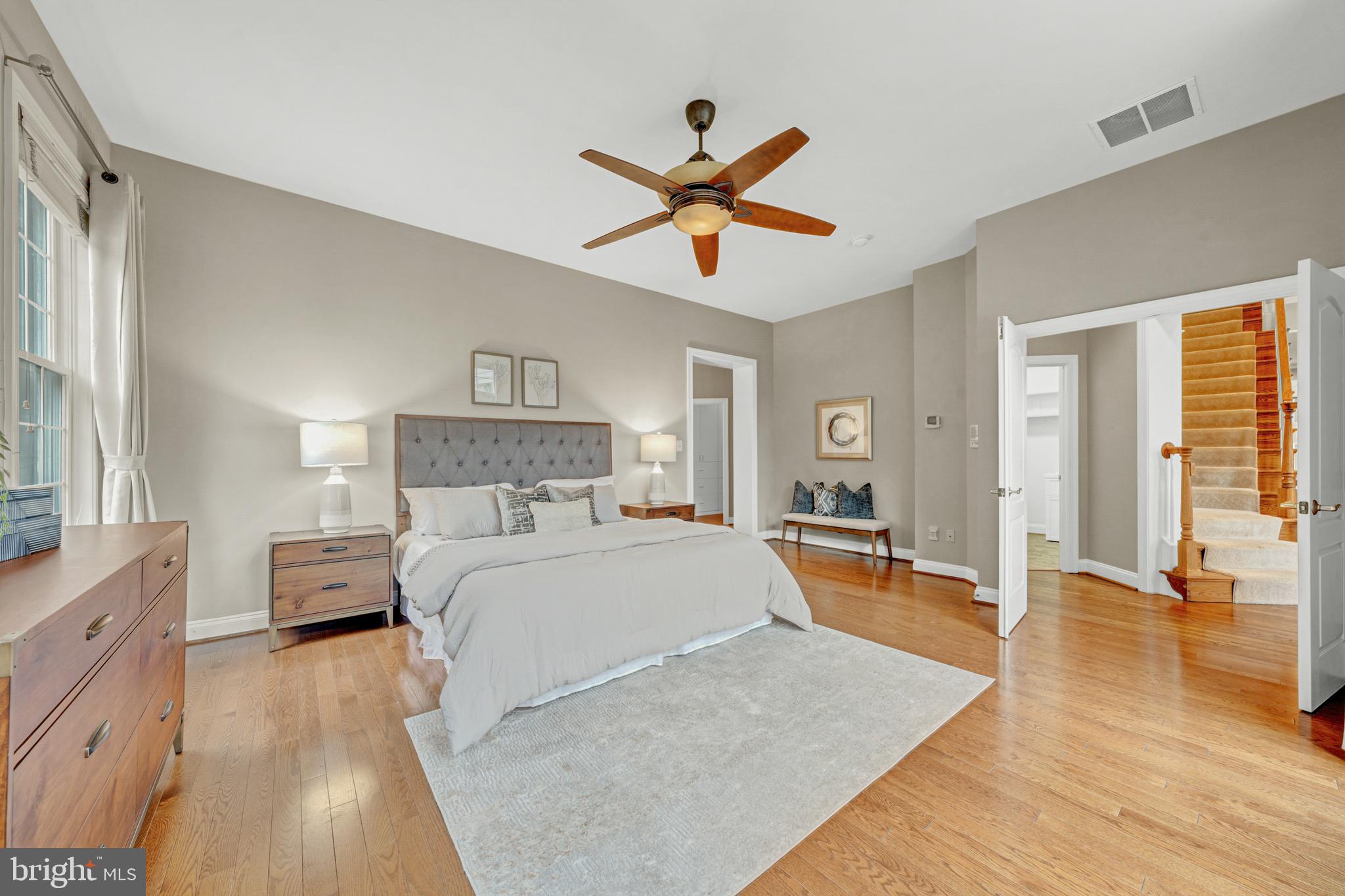 RIVER CREEK - Residential