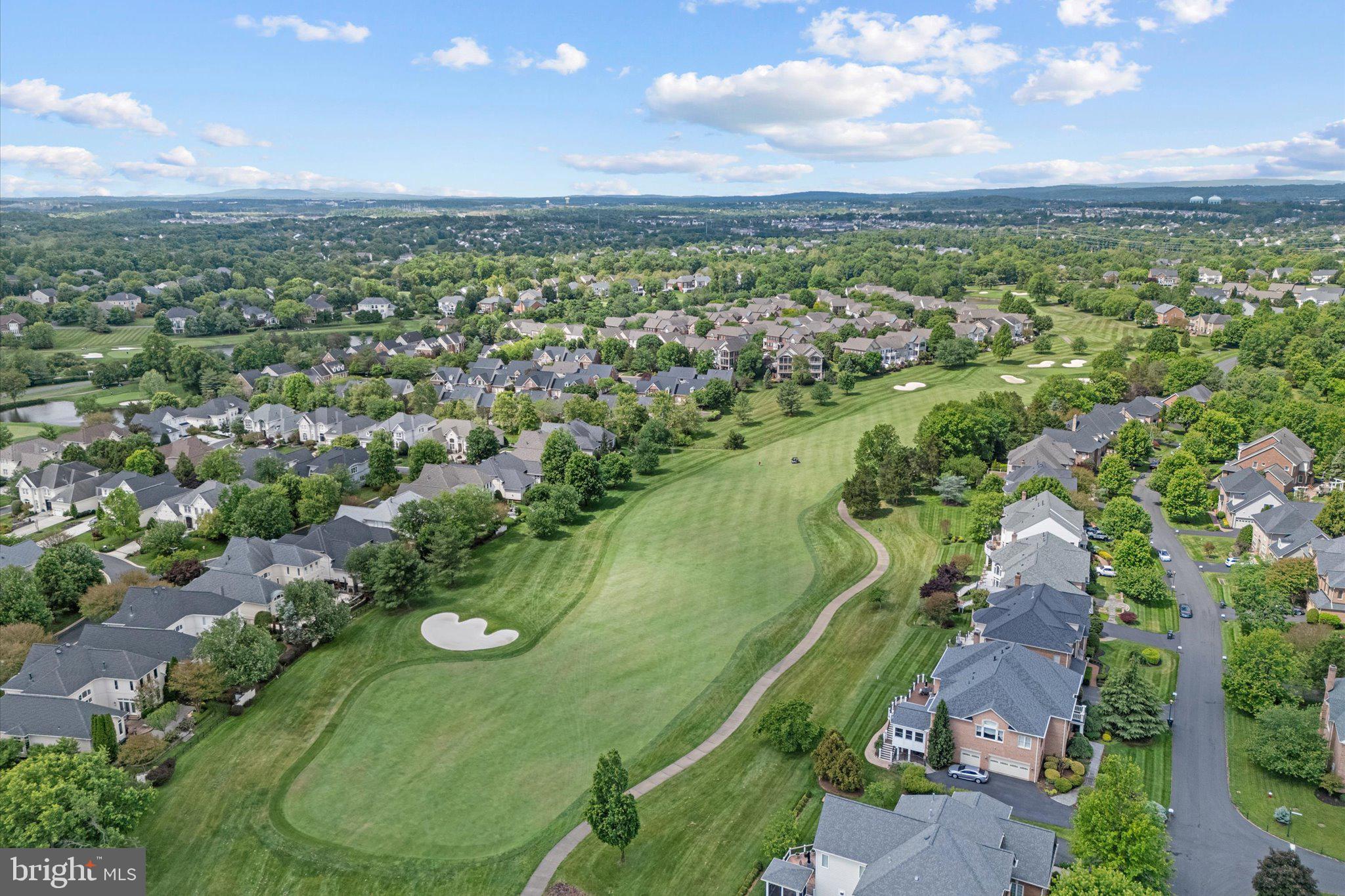 RIVER CREEK - Residential