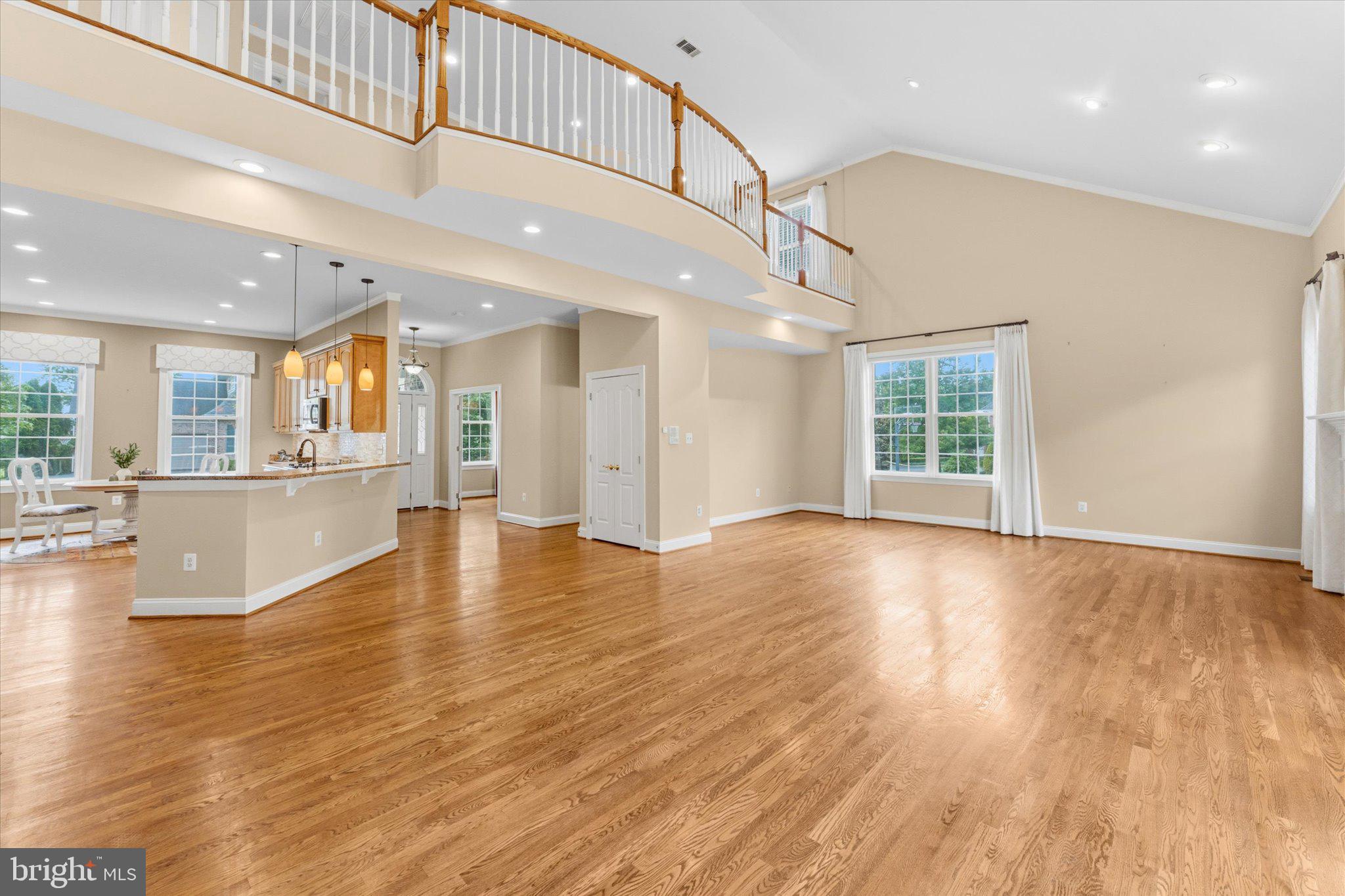 RIVER CREEK - Residential