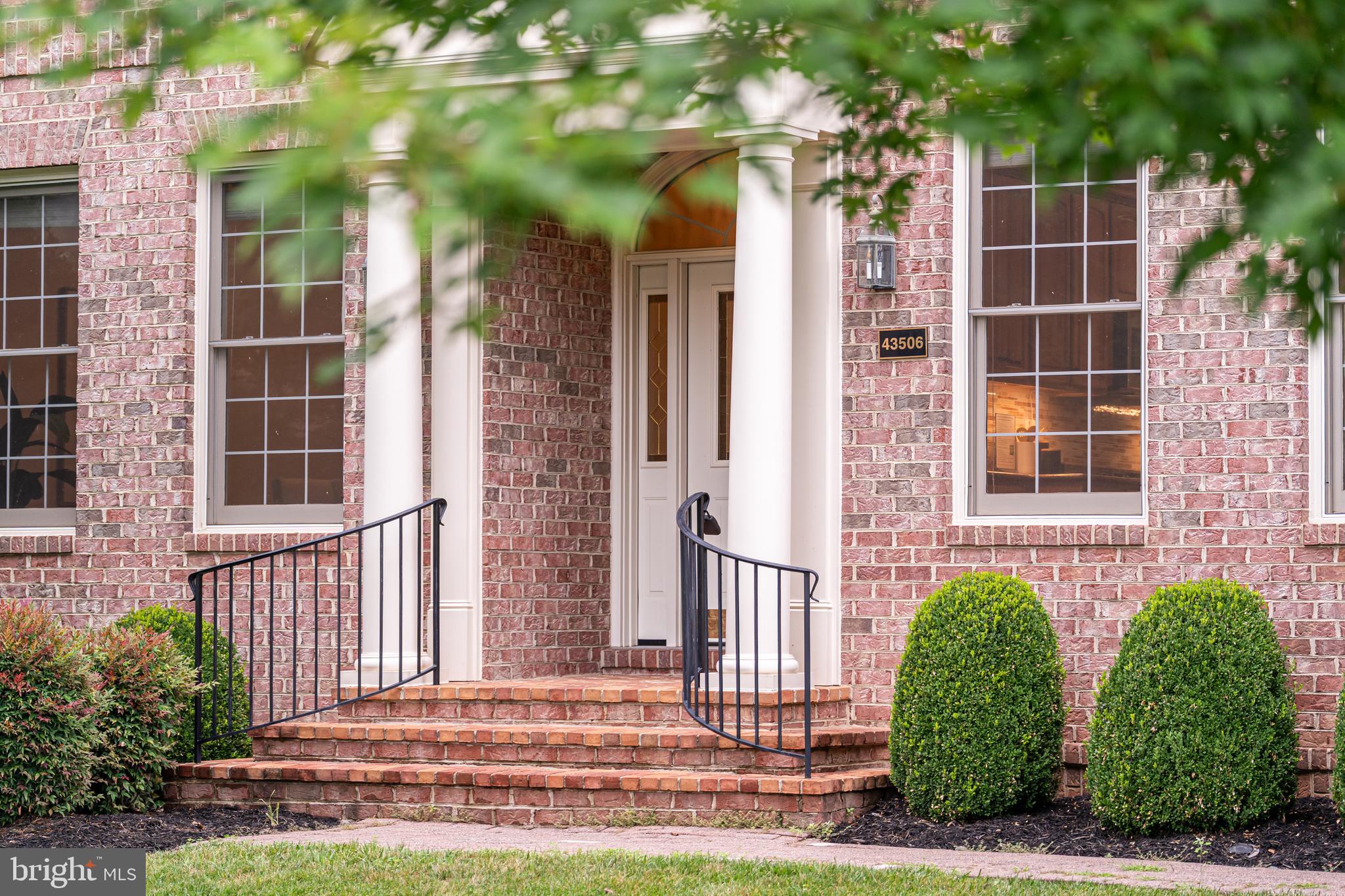 RIVER CREEK - Residential