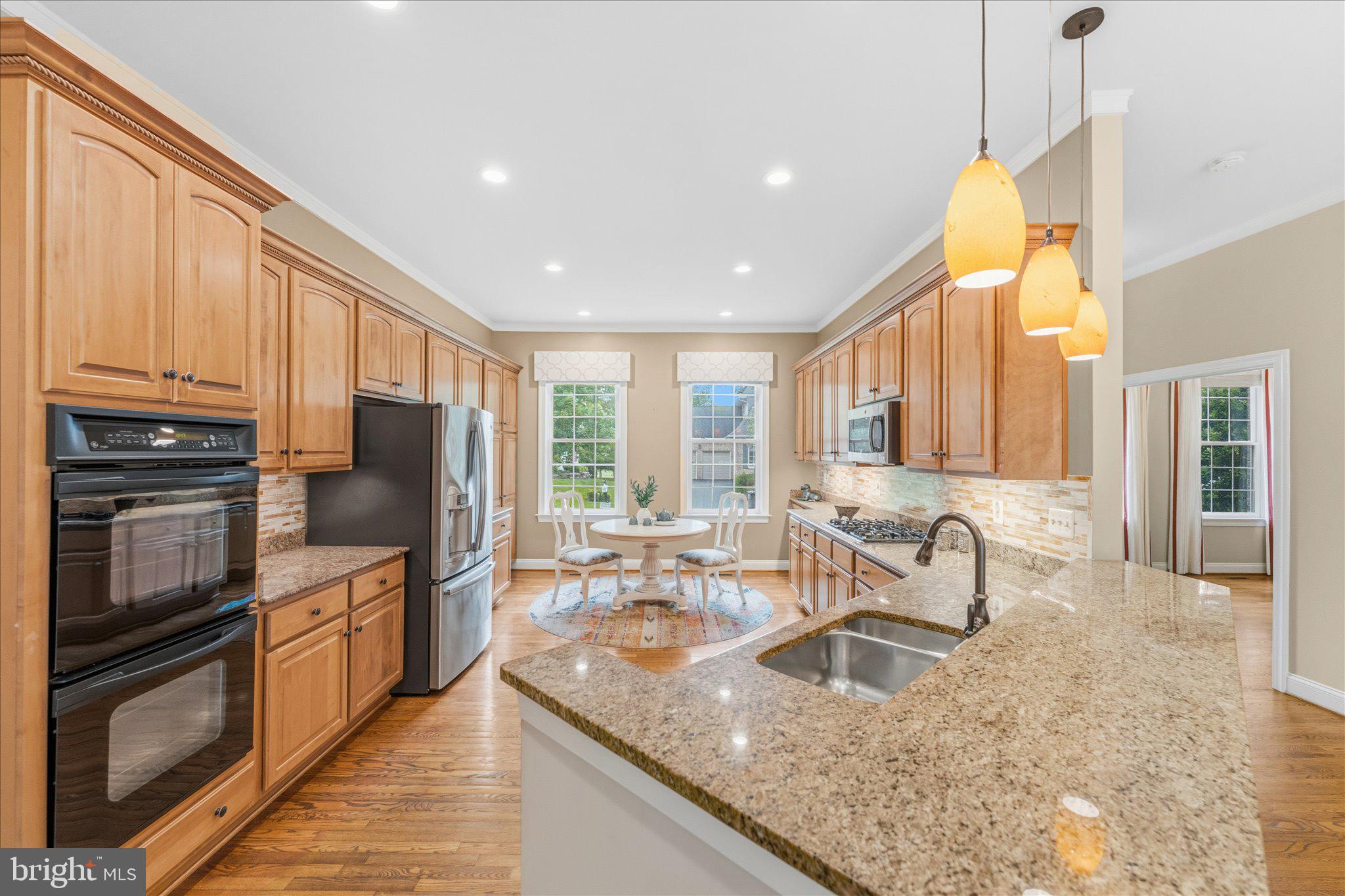 RIVER CREEK - Residential
