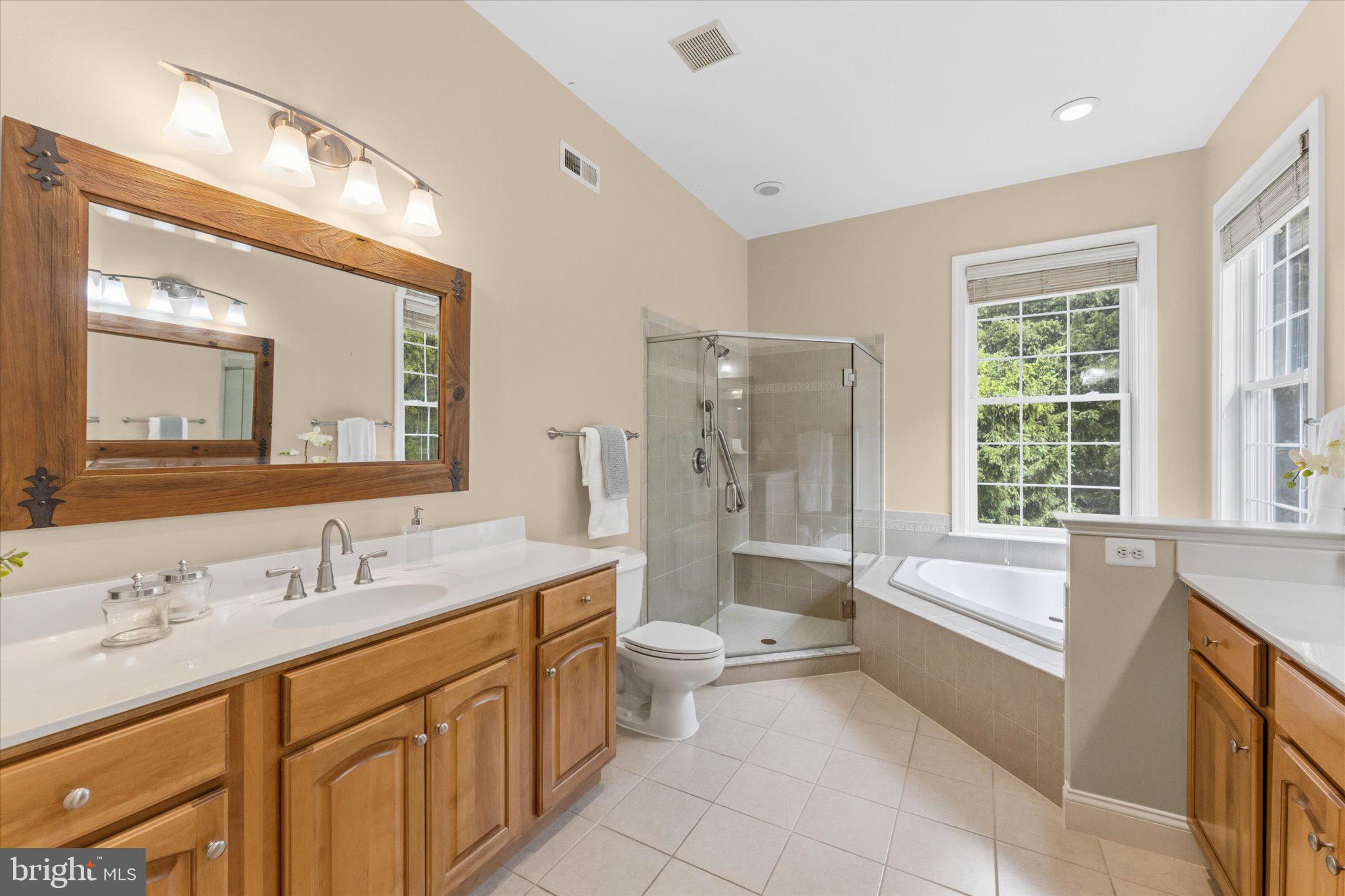 RIVER CREEK - Residential
