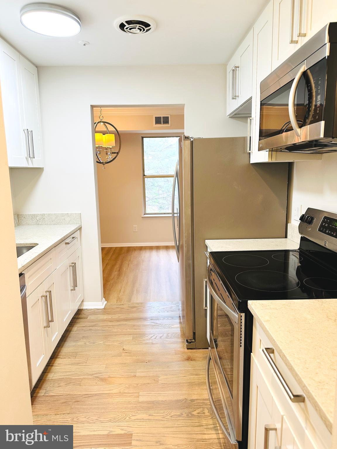 WILLOW WOOD - Residential Lease