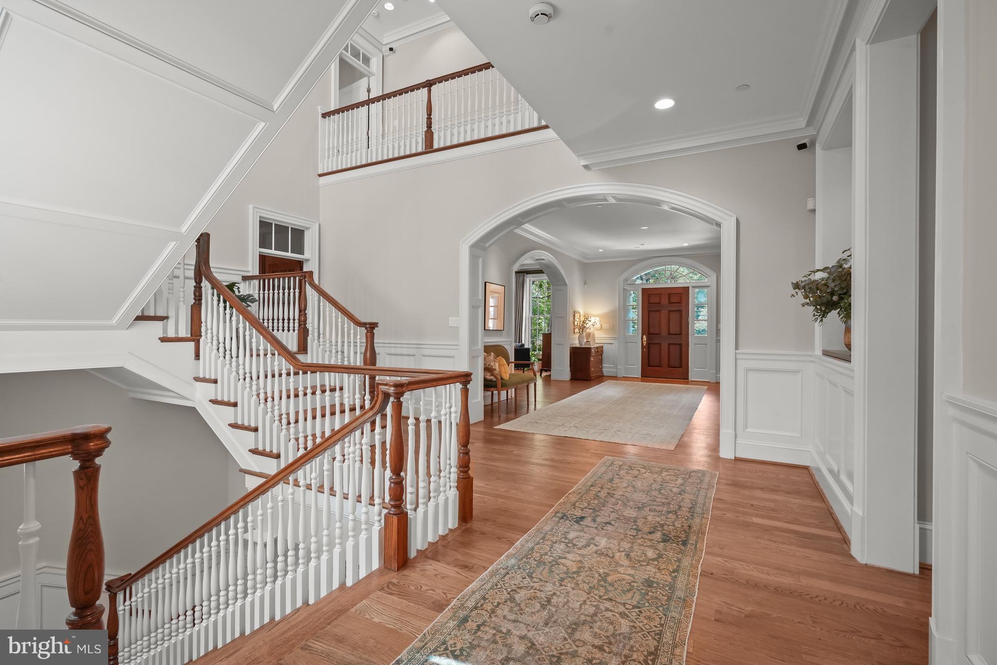 POTOMAC OUTSIDE - Residential