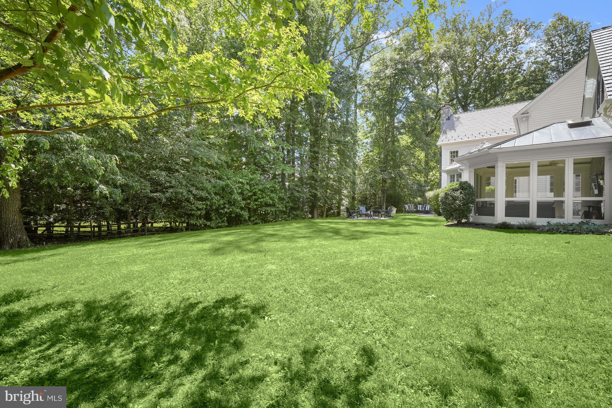 POTOMAC OUTSIDE - Residential