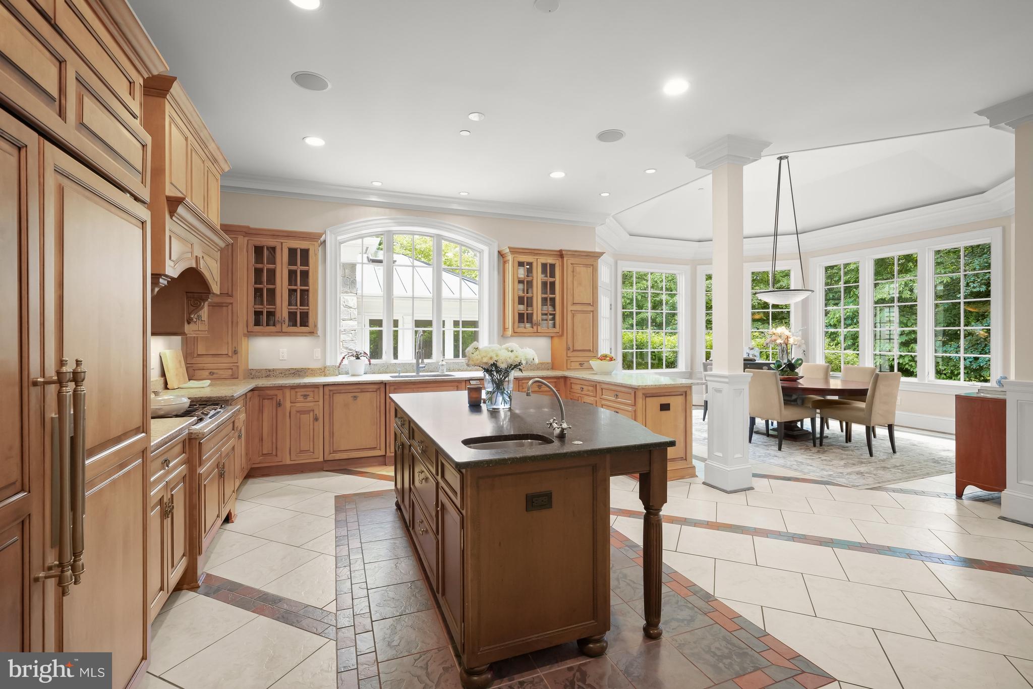 POTOMAC OUTSIDE - Residential