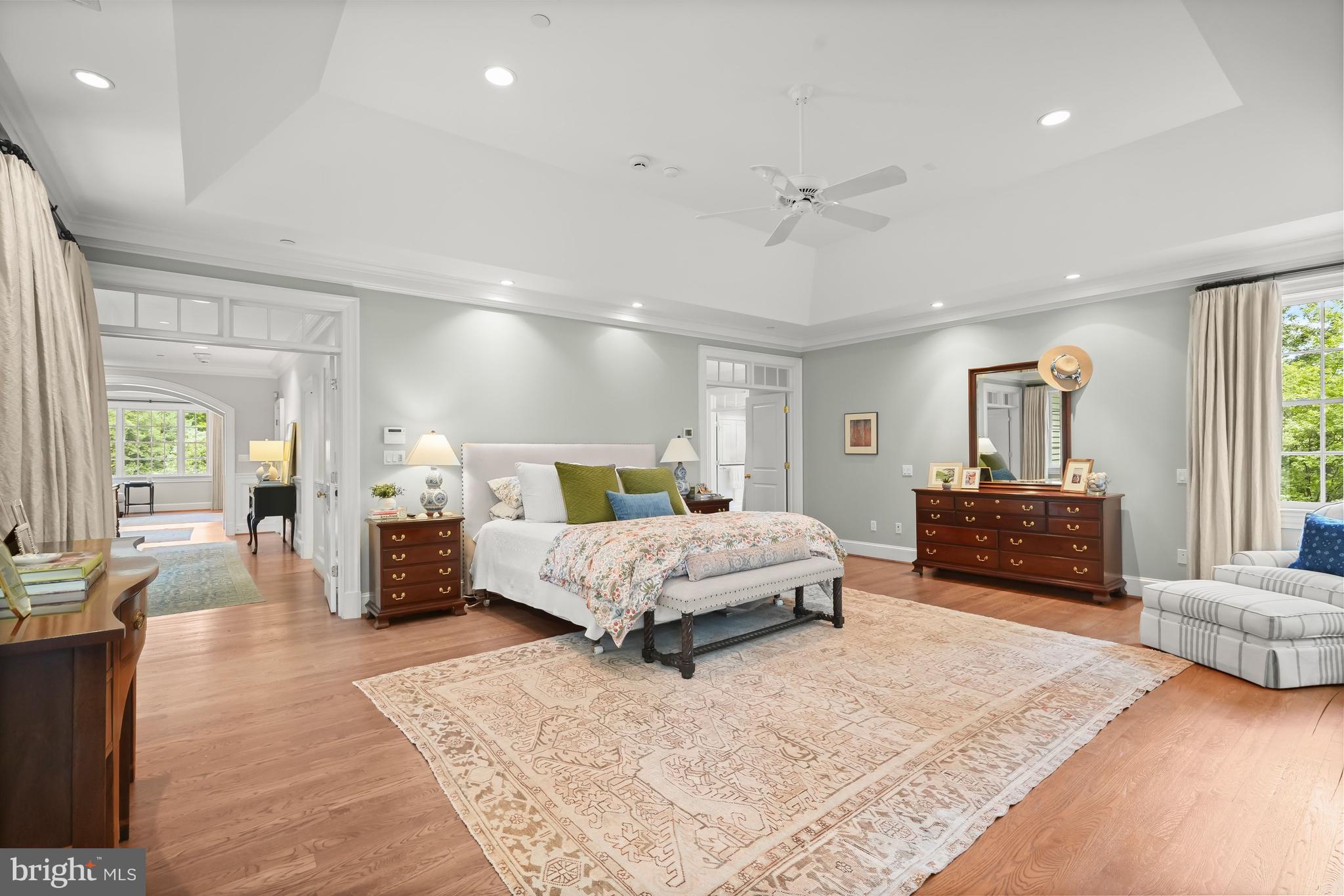 POTOMAC OUTSIDE - Residential