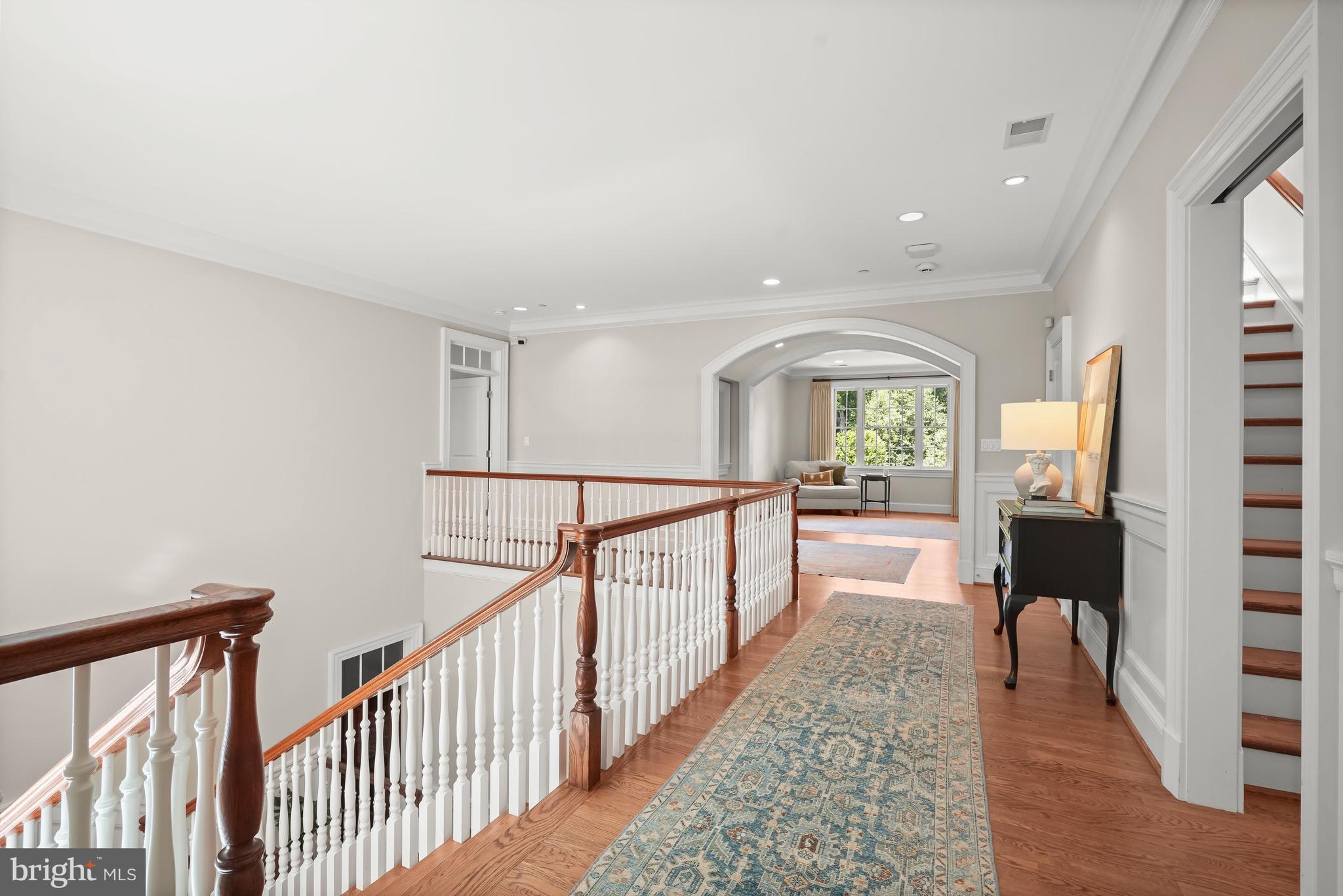 POTOMAC OUTSIDE - Residential