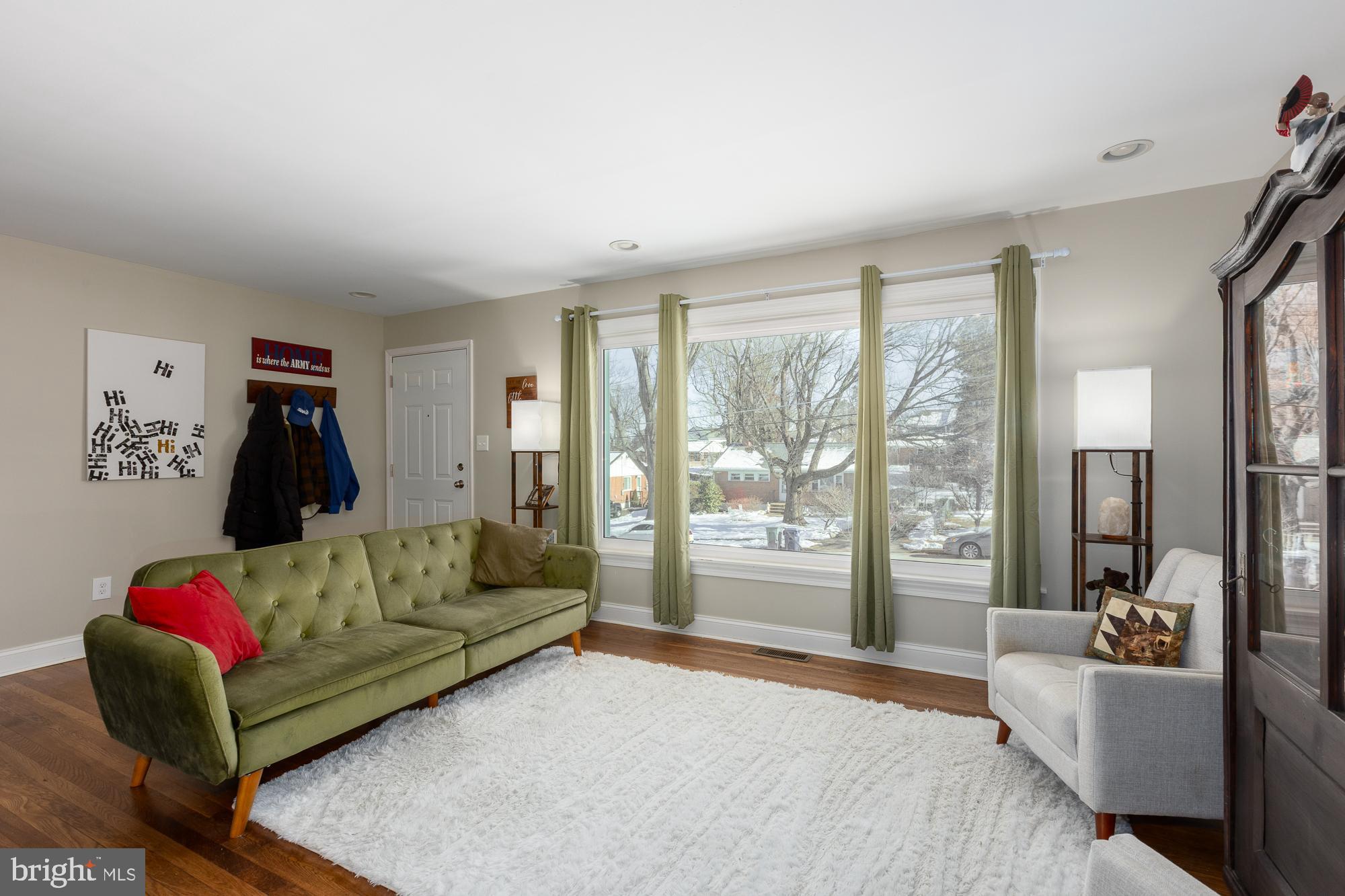 VIRGINIA HILLS - Residential