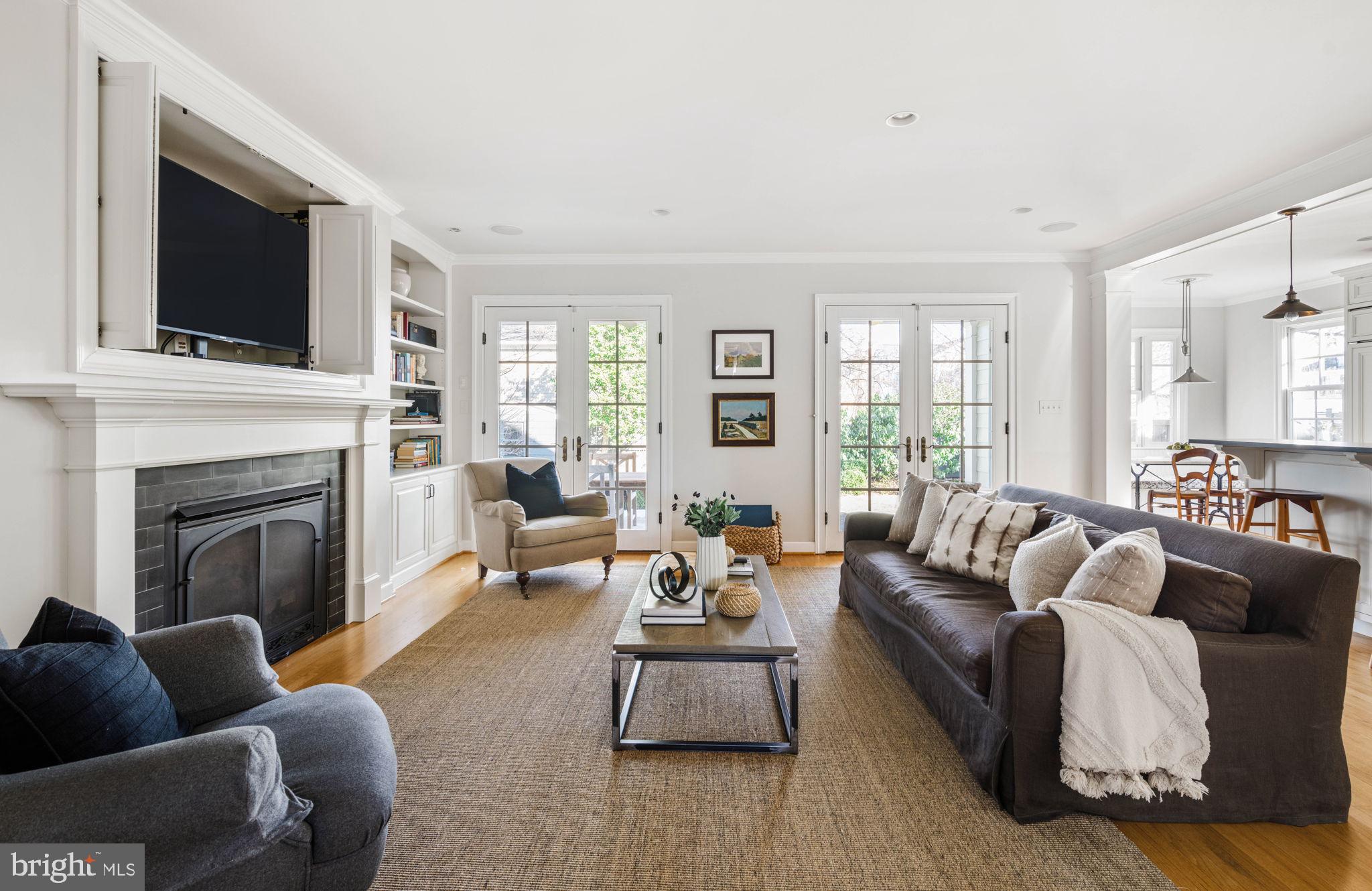 BRADDOCK HEIGHTS - Residential