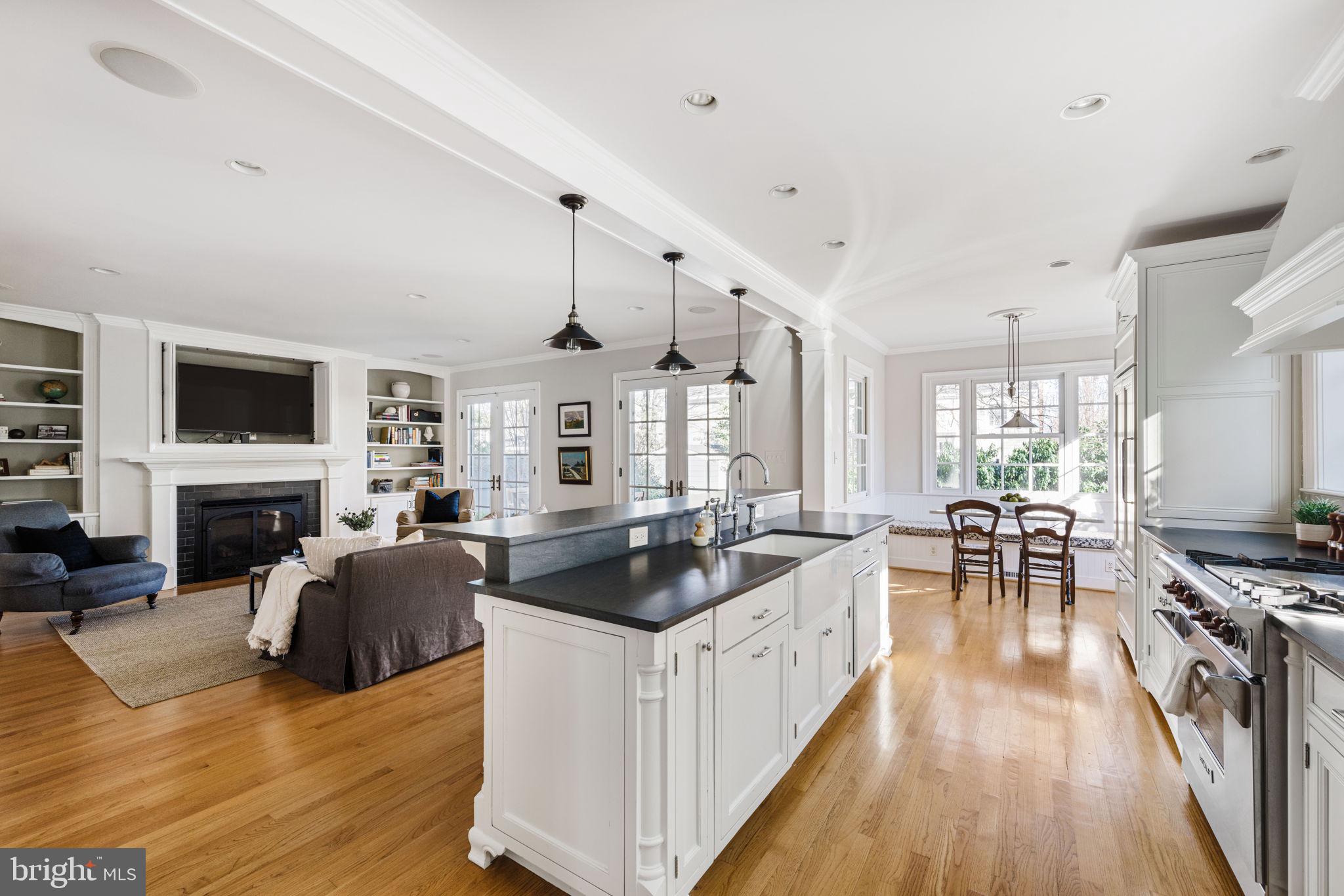 BRADDOCK HEIGHTS - Residential