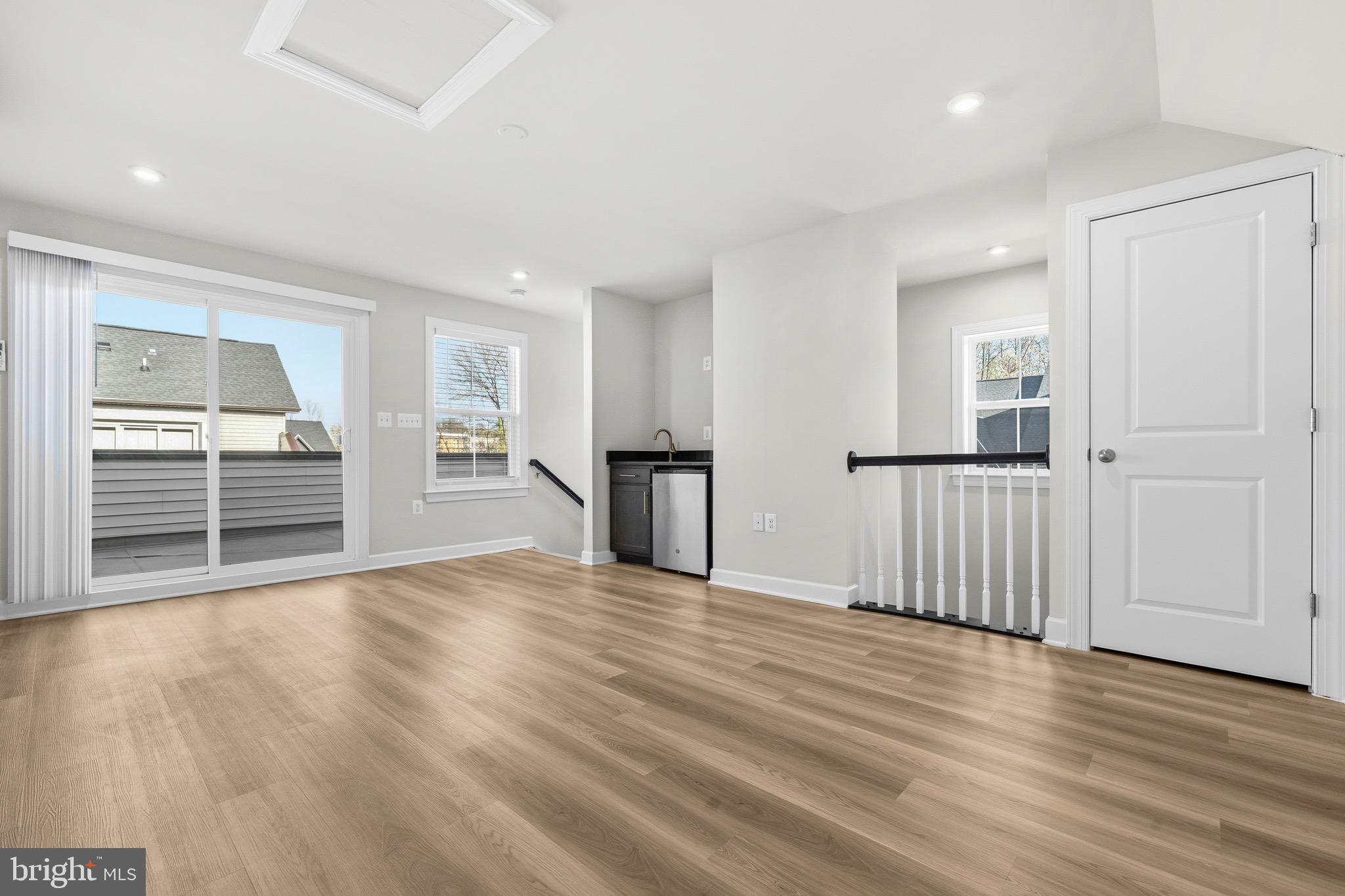 NORTH HILL - Residential